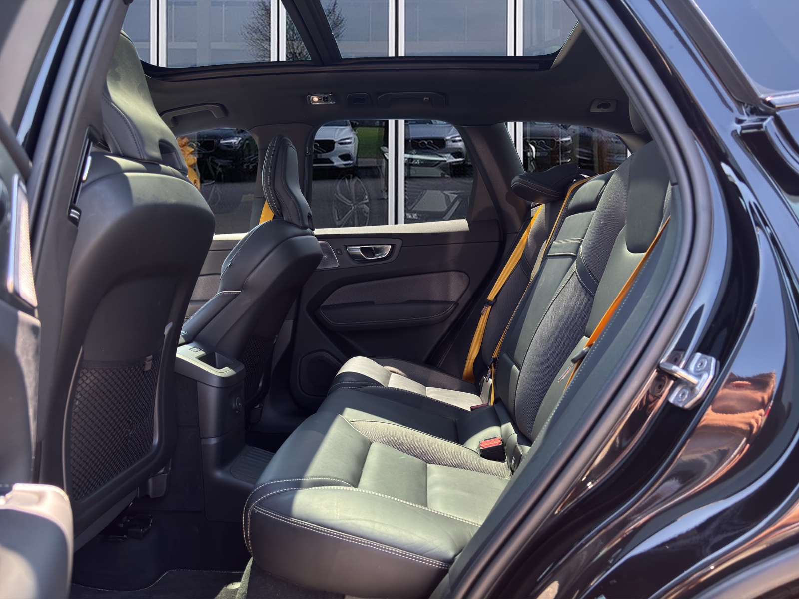 VOLVO XC60 2.0 T8 TE Polestar eAWD-image-12