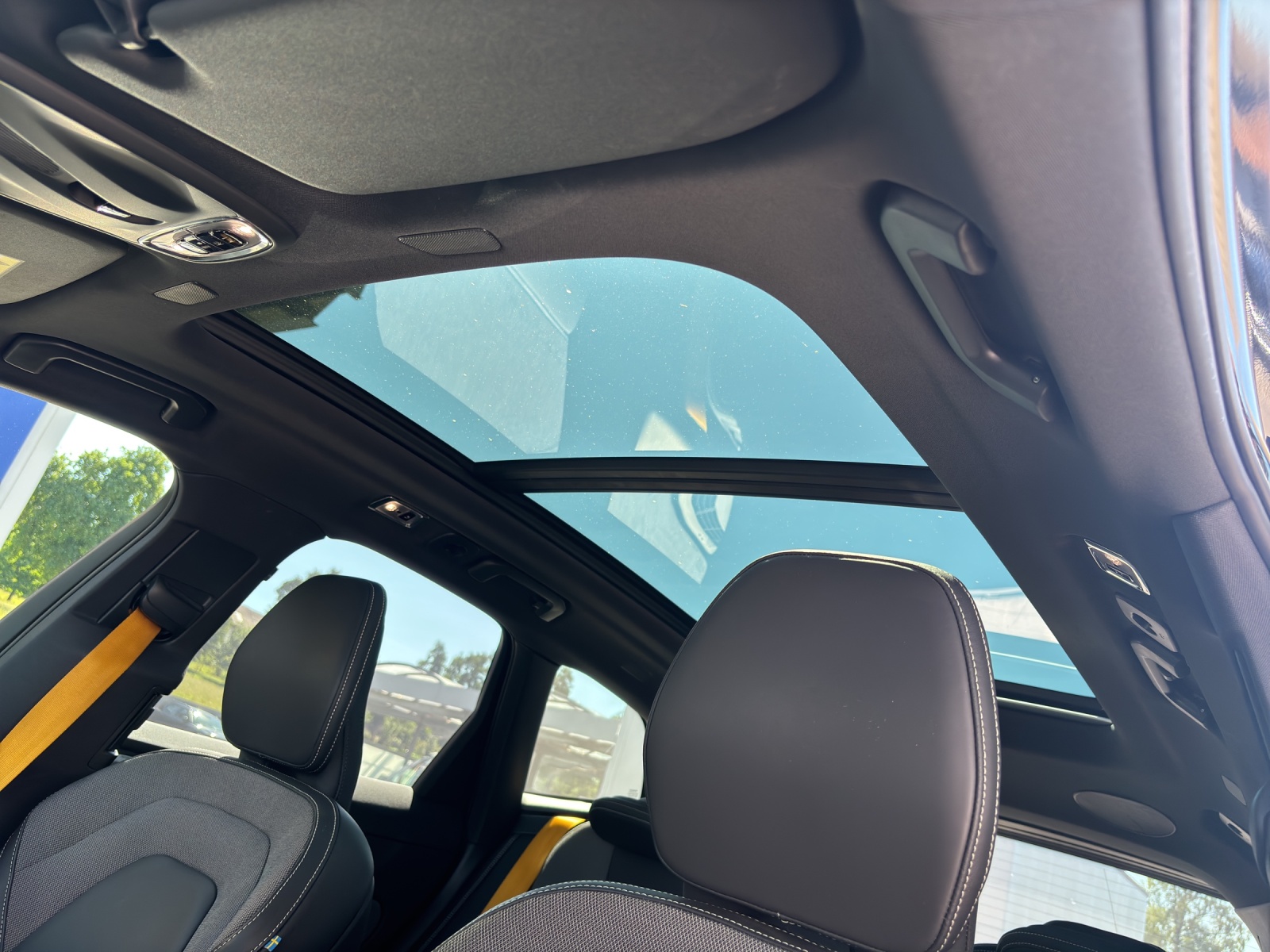 VOLVO XC60 2.0 T8 TE Polestar eAWD-image-14