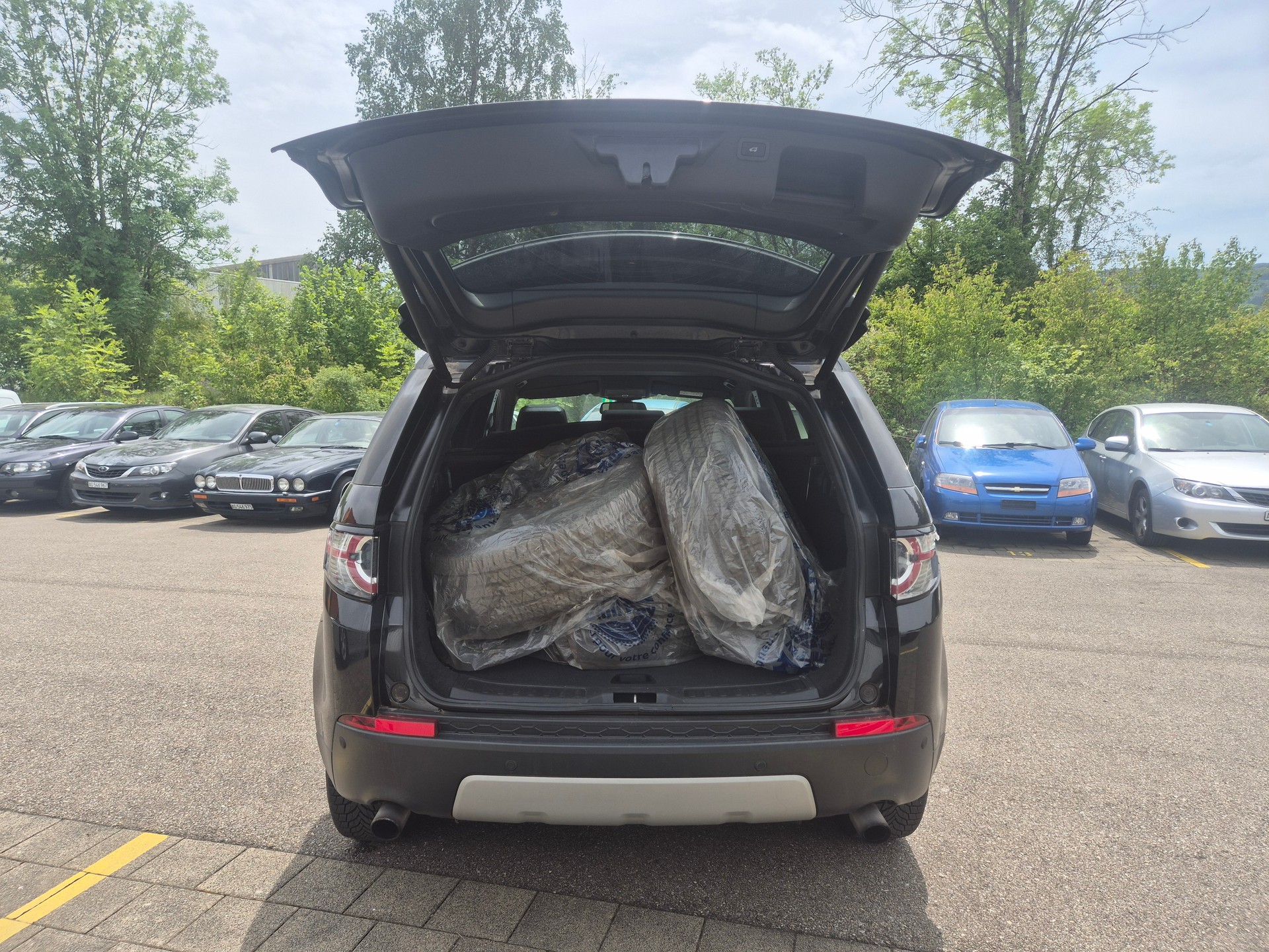 LAND ROVER Discovery Sport 2.0 TD4 HSE Luxury AT9-image-8