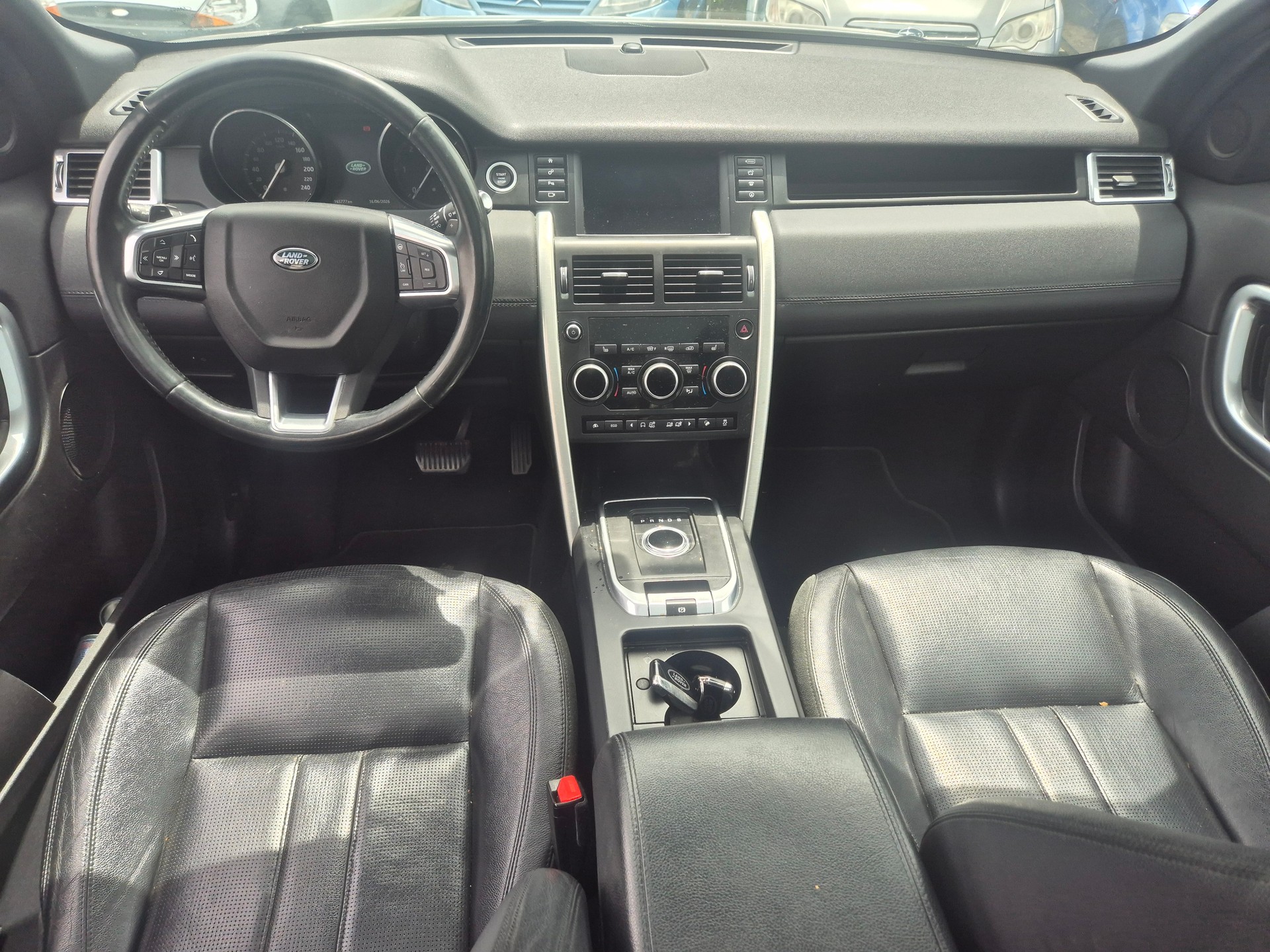 LAND ROVER Discovery Sport 2.0 TD4 HSE Luxury AT9-image-9