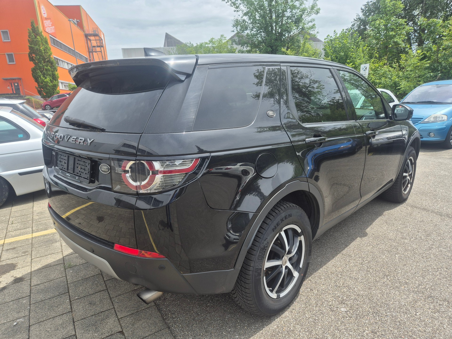 LAND ROVER Discovery Sport 2.0 TD4 HSE Luxury AT9-image-5