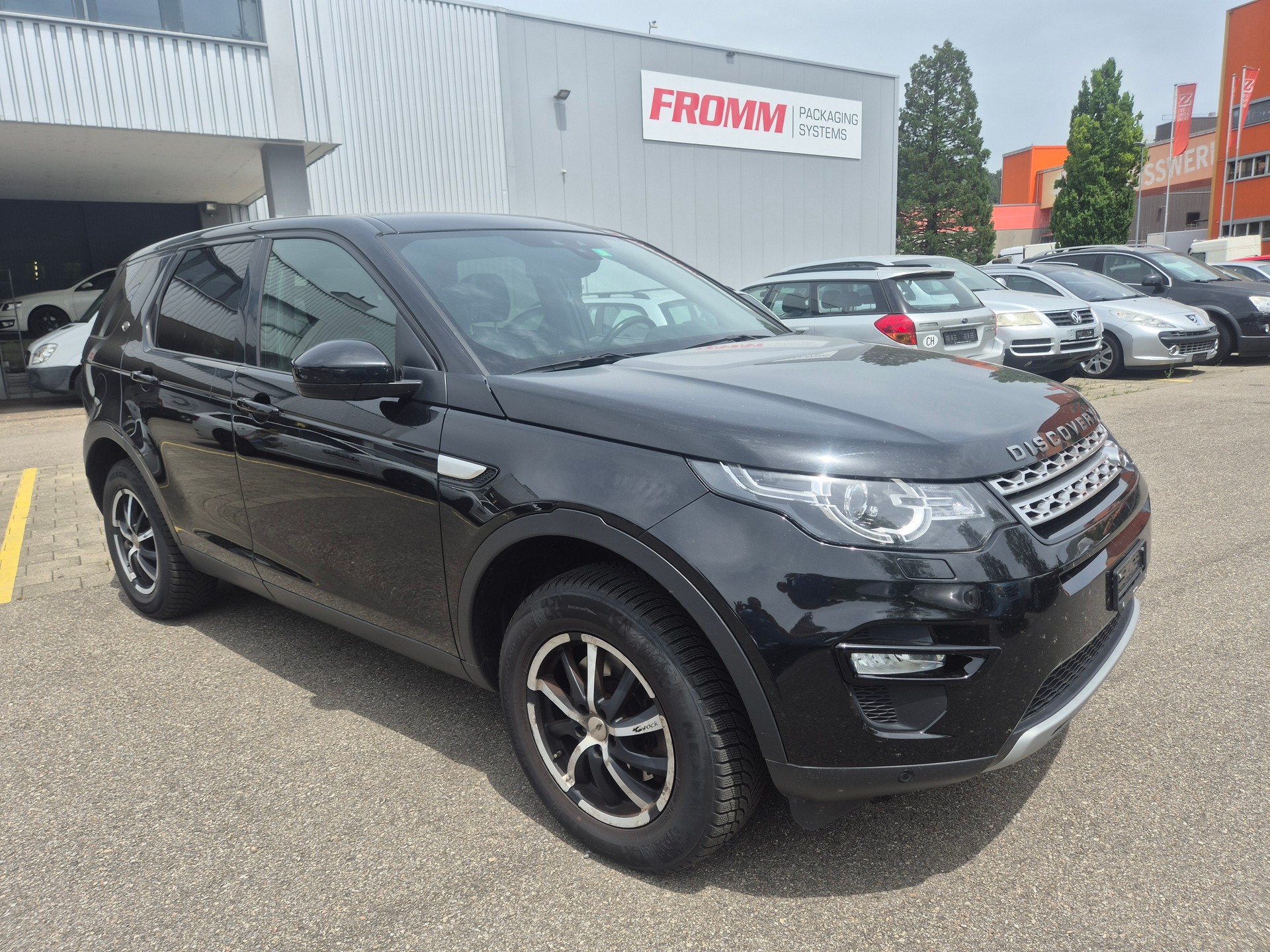 LAND ROVER Discovery Sport 2.0 TD4 HSE Luxury AT9-image-1