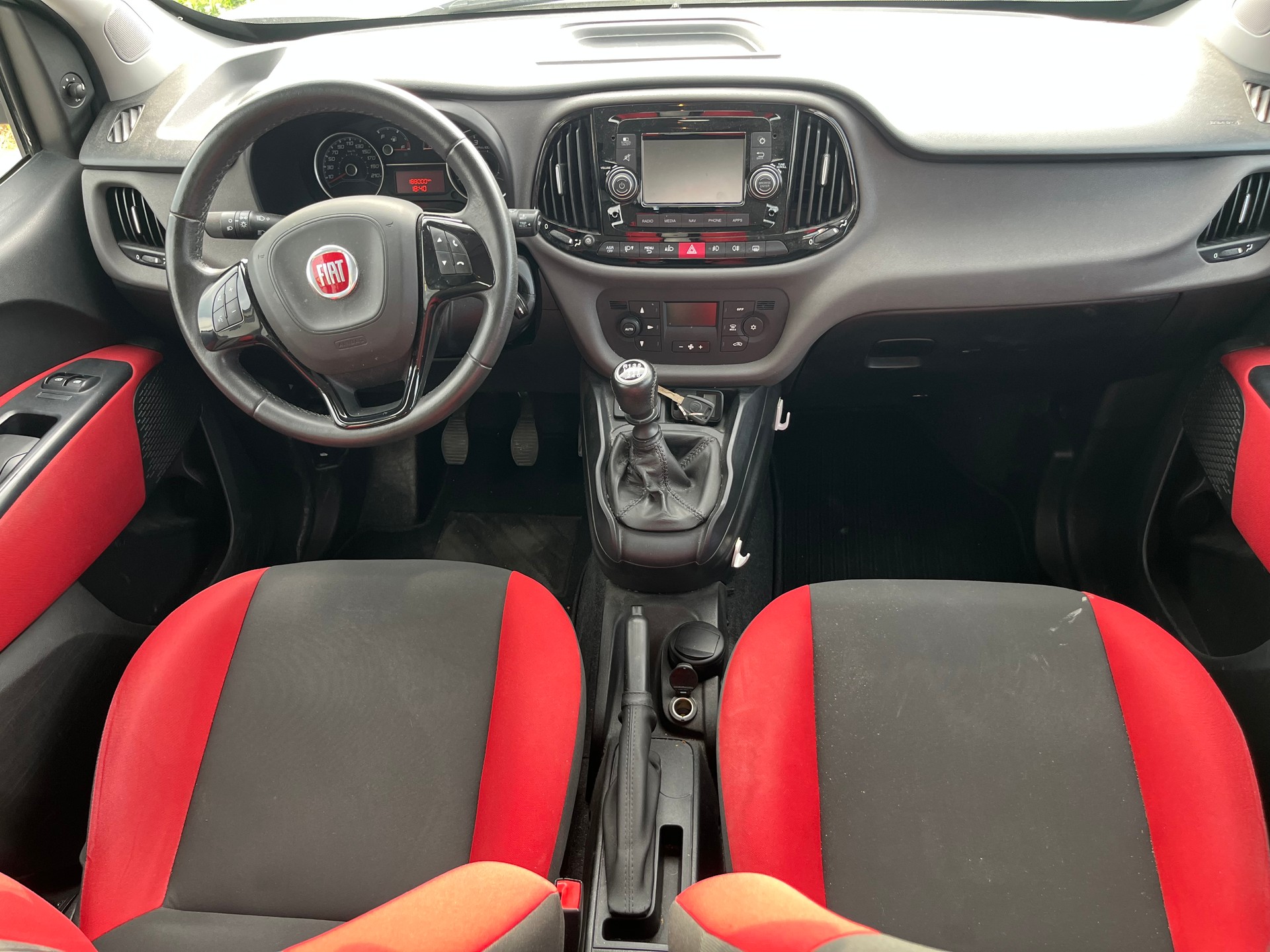 FIAT Doblò 1.6 Multi Jet Pop-image-10