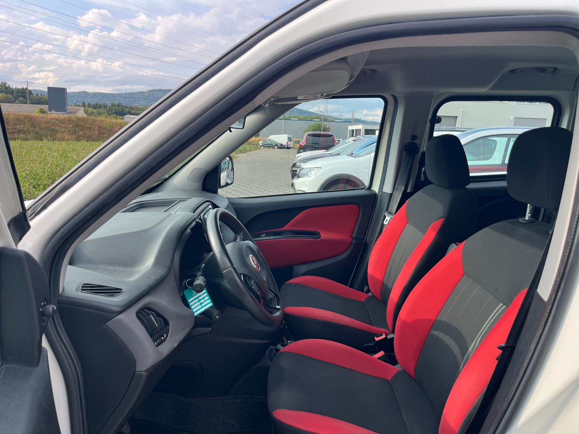 FIAT Doblò 1.6 Multi Jet Pop-image-11