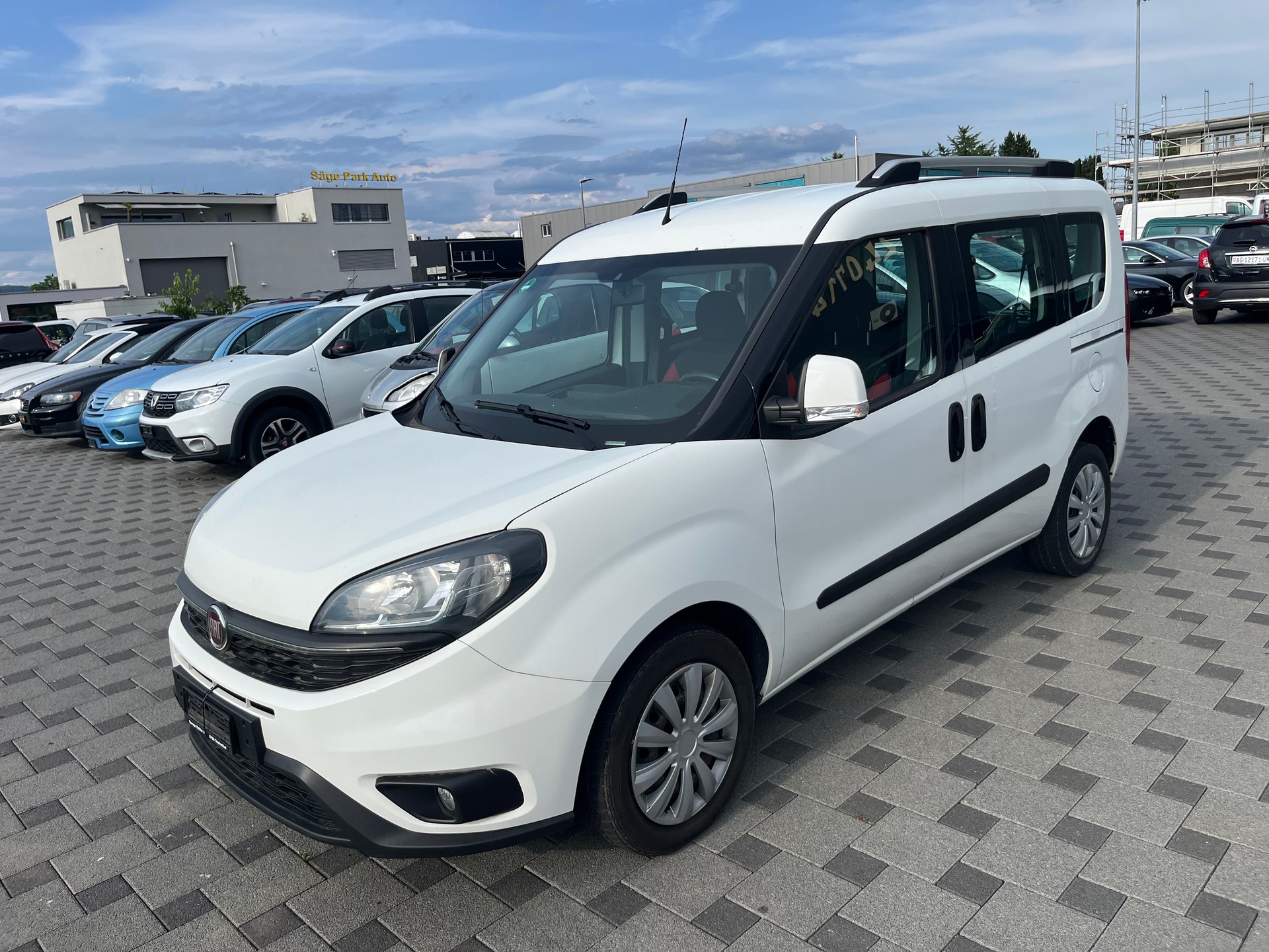FIAT Doblò 1.6 Multi Jet Pop-image-5