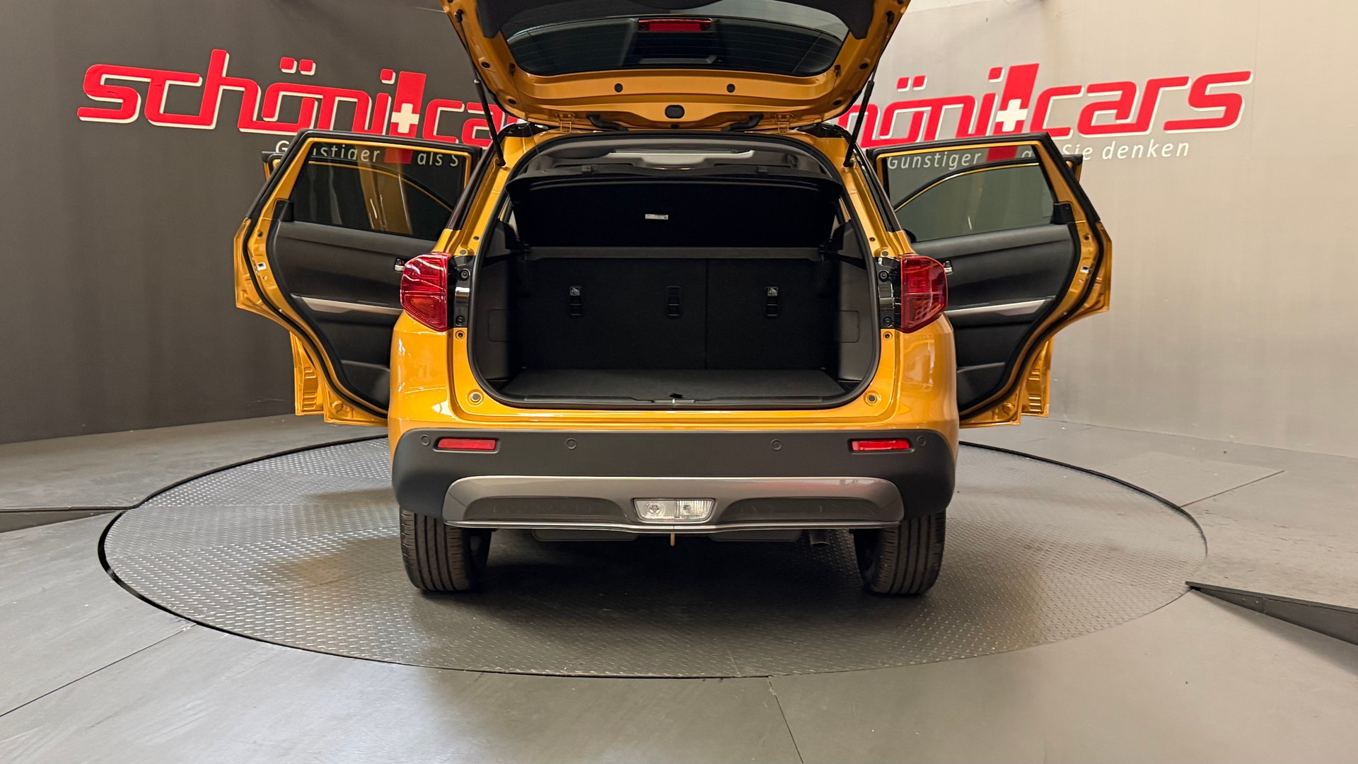 SUZUKI Vitara 1.4 Boosterjet Compact Top 4x4 Hybrid Automatic-image-5