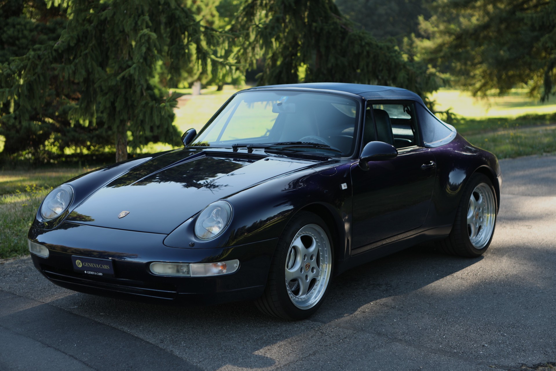 PORSCHE 911 Carrera 4 993 CabrioFifty Midnight Blue-image-5