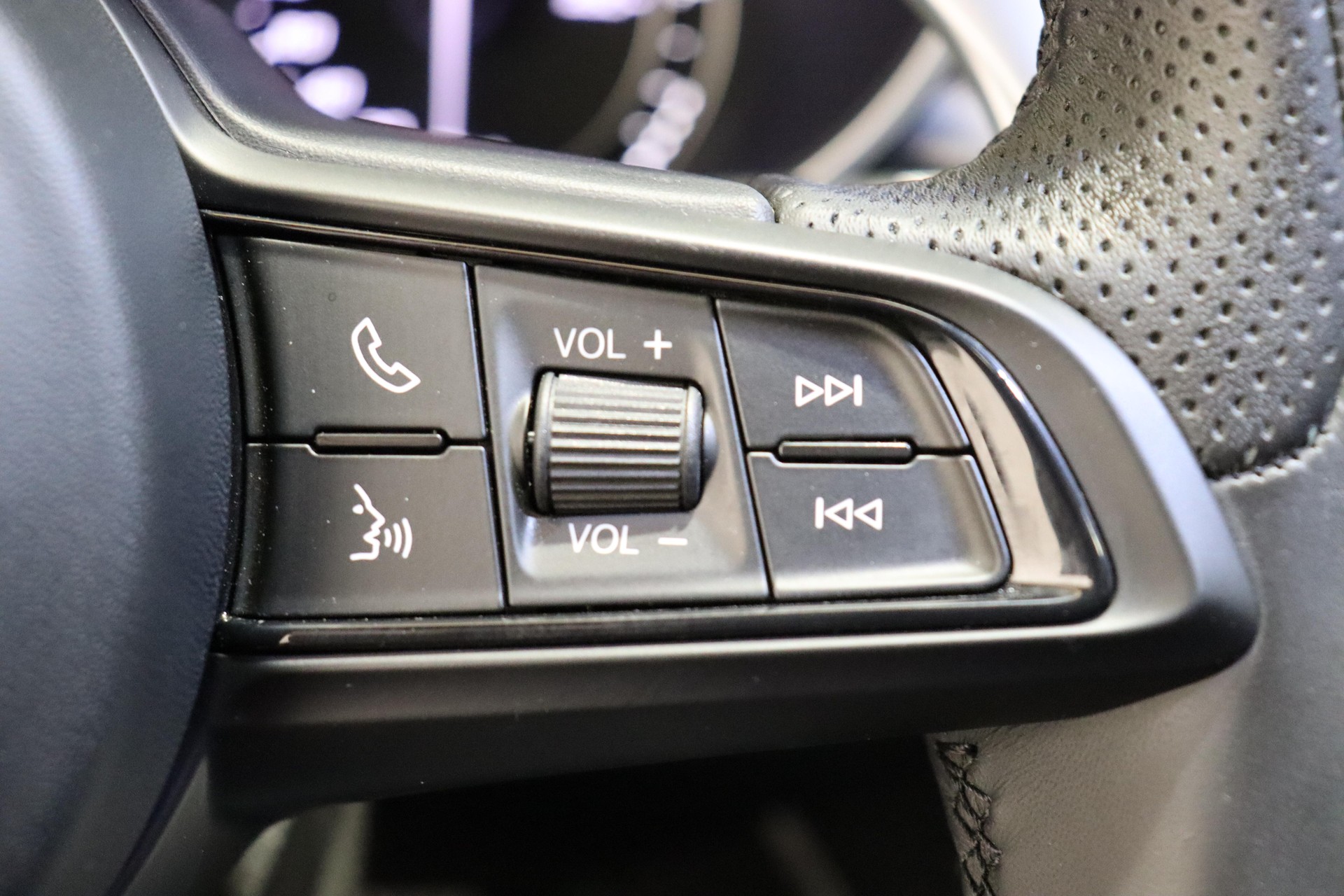 ALFA ROMEO Stelvio 2.0 Q4 280 Veloce-image-17
