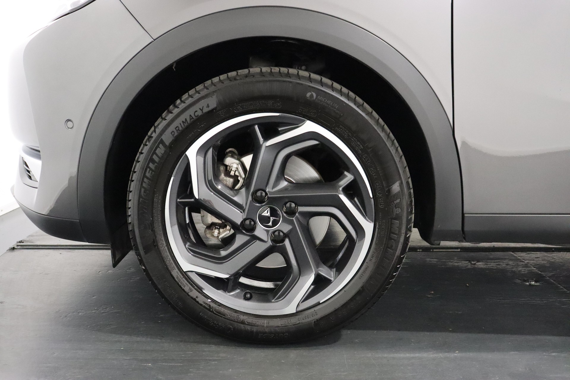 DS AUTOMOBILES 3 Crossback 1.2 PureTech 155 Bastille-image-8