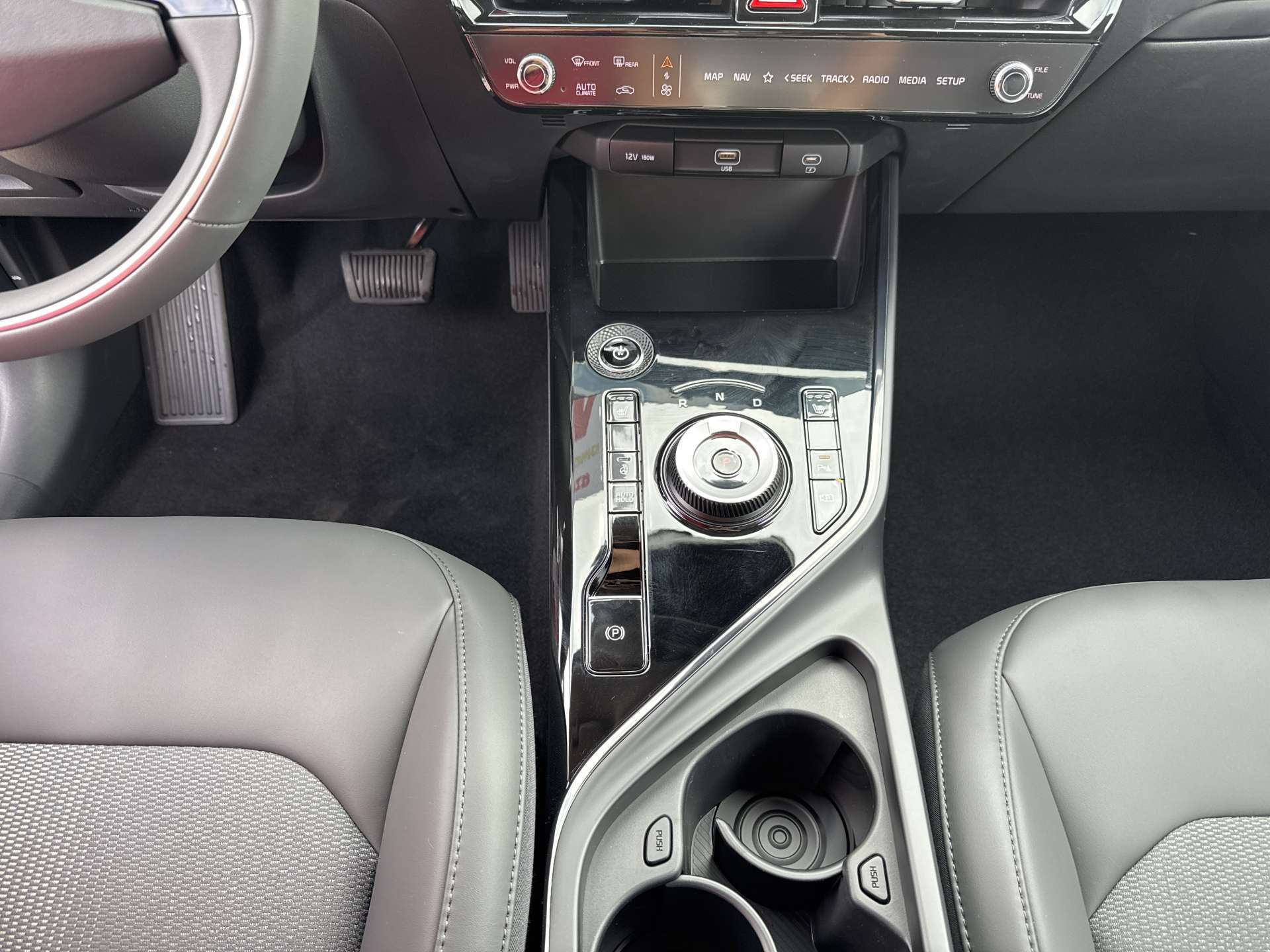 KIA Niro EV 64,8 kWh Light Advanced 204PS Automat-image-11