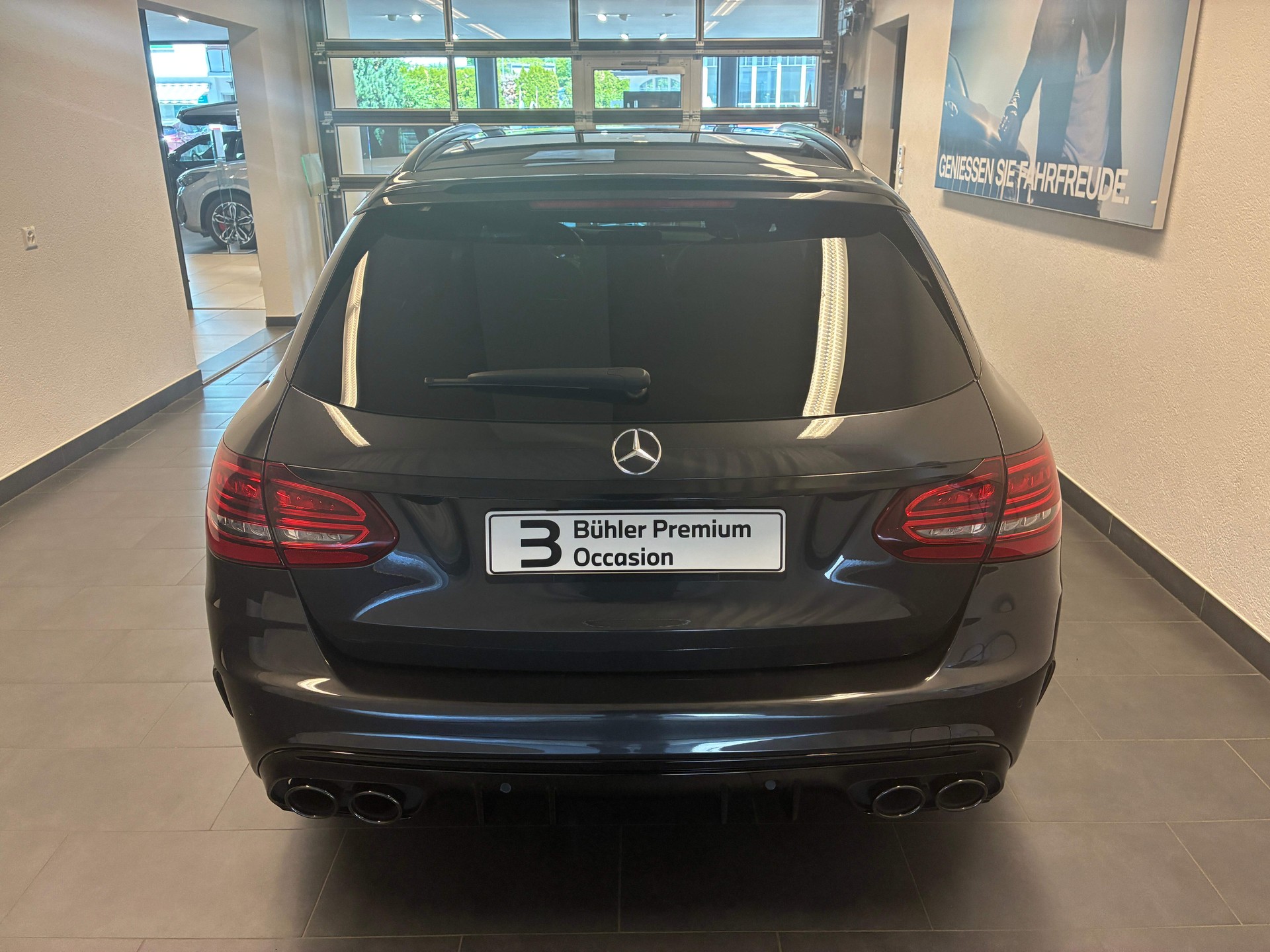 MERCEDES-BENZ C 43 AMG 4matic Kombi-image-4