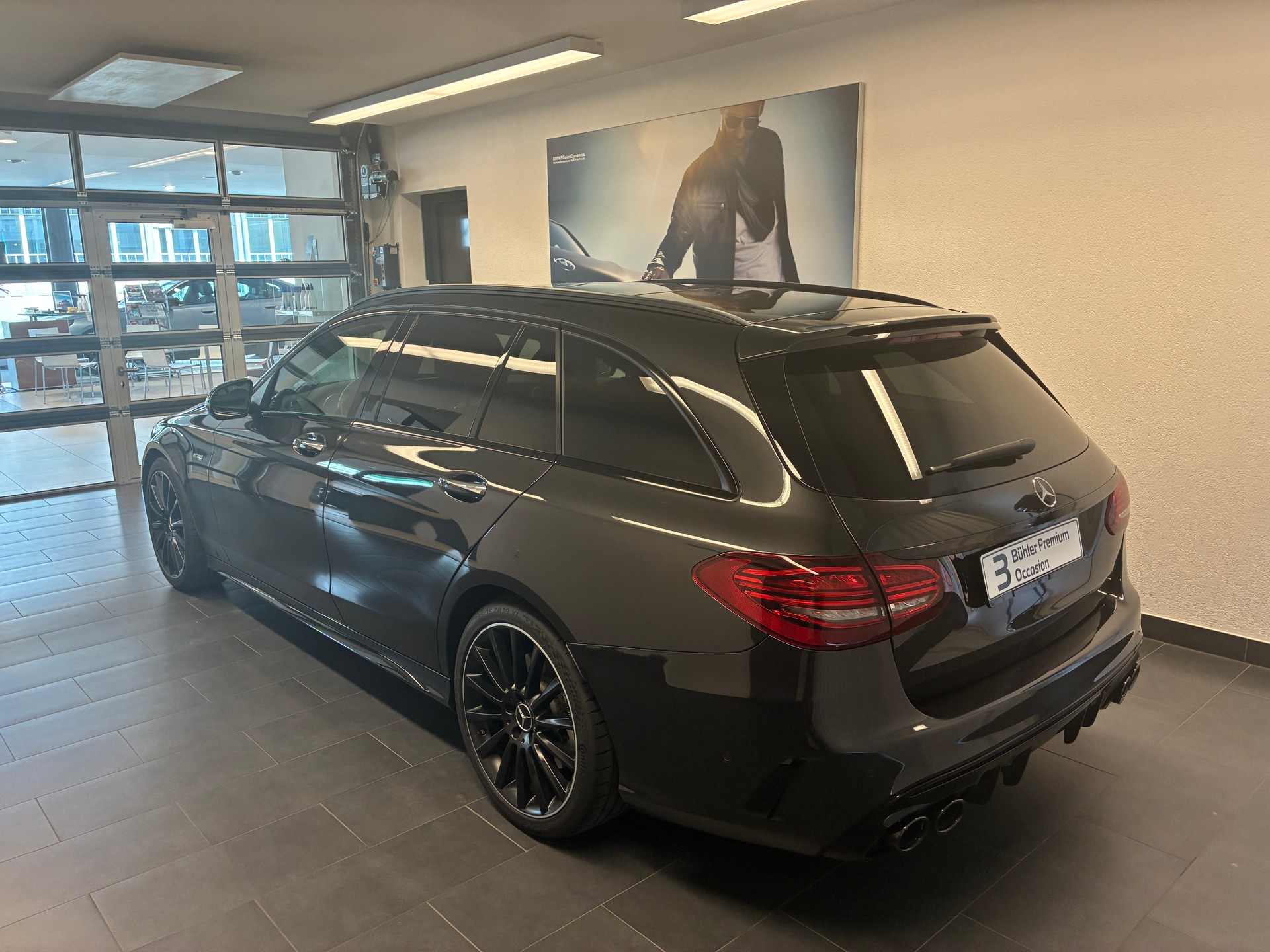 MERCEDES-BENZ C 43 AMG 4matic Kombi-image-3