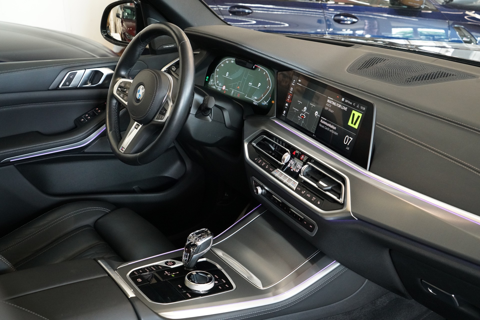 BMW X5 xDrive 48V 40d M Sport Steptronic-image-22