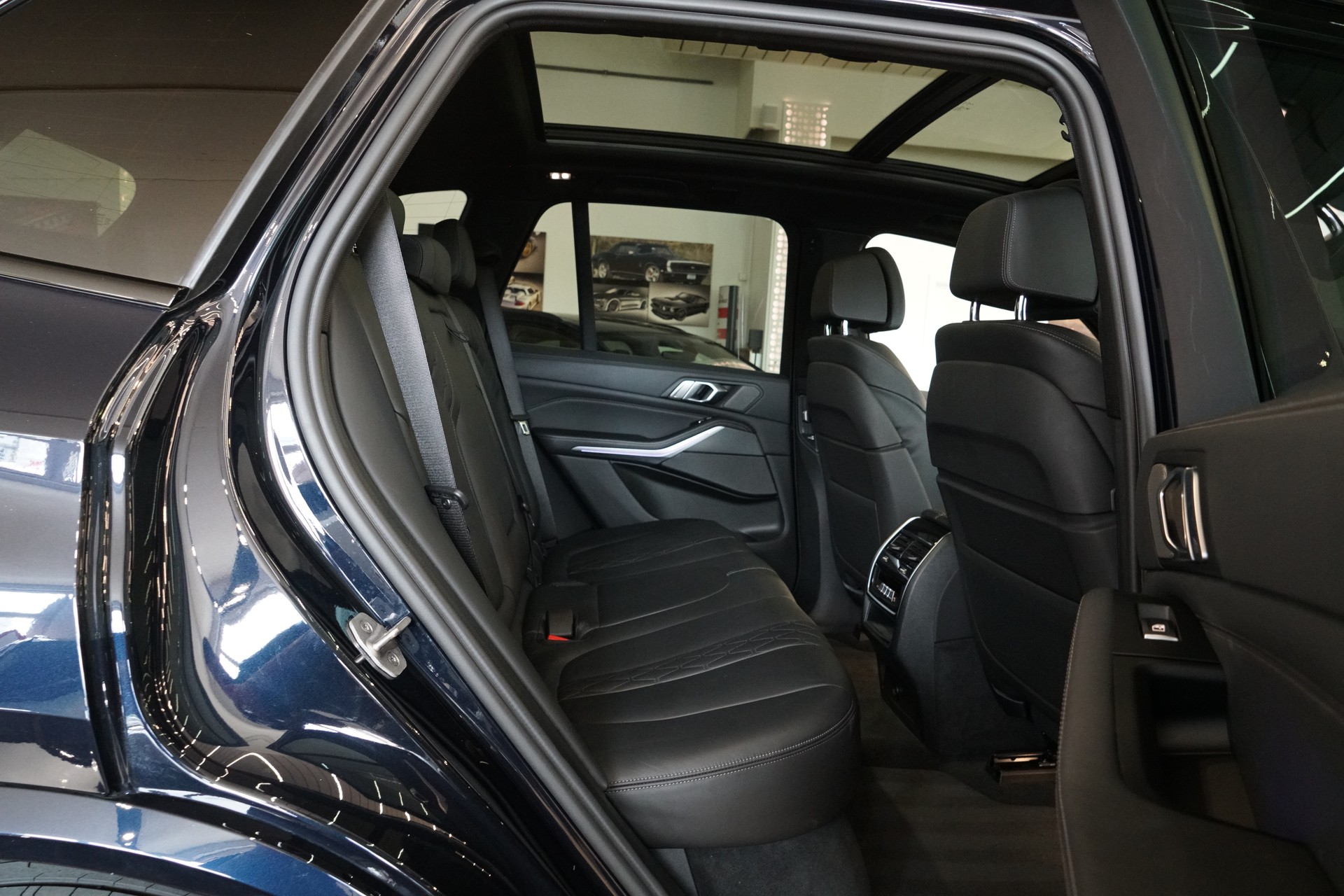 BMW X5 xDrive 48V 40d M Sport Steptronic-image-21