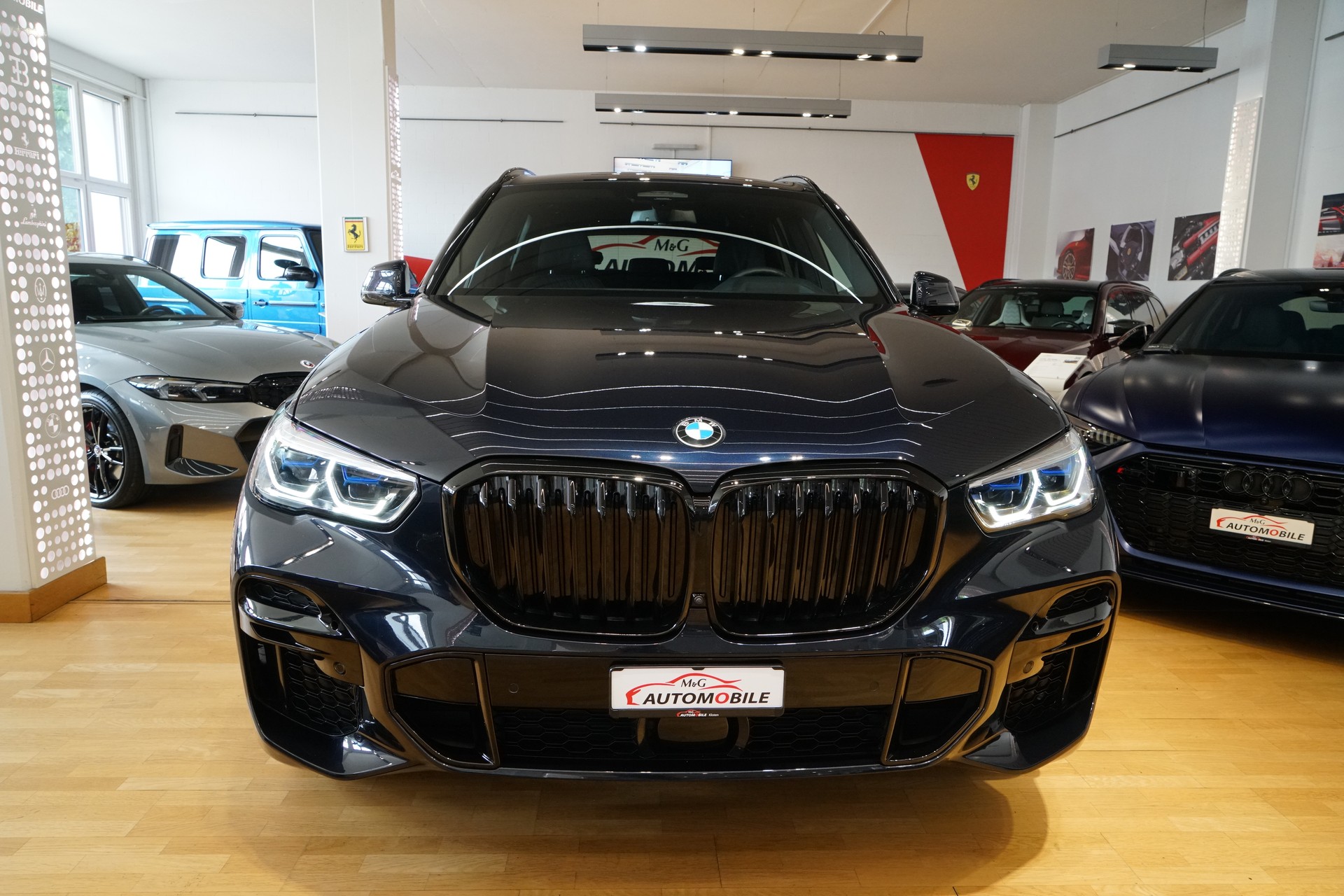 BMW X5 xDrive 48V 40d M Sport Steptronic-image-1