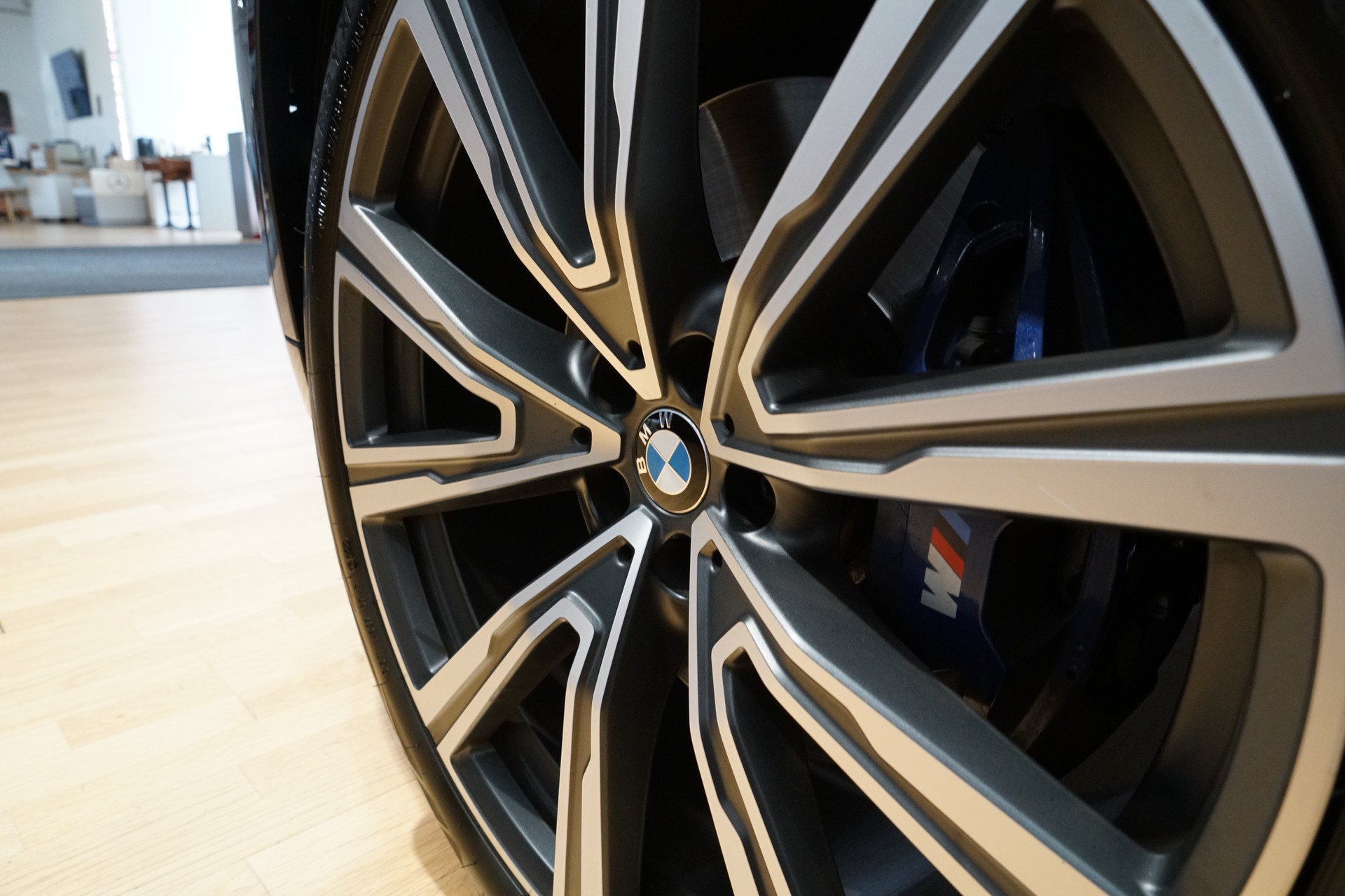 BMW X5 xDrive 48V 40d M Sport Steptronic-image-3