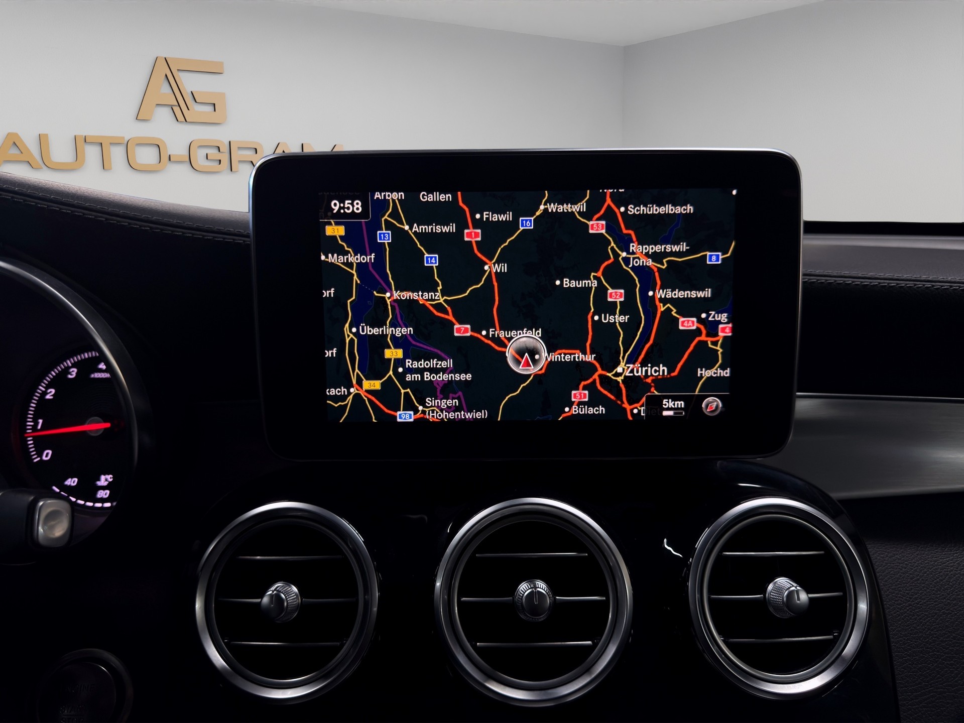 MERCEDES-BENZ GLC 250 4Matic 9G-Tronic-image-19