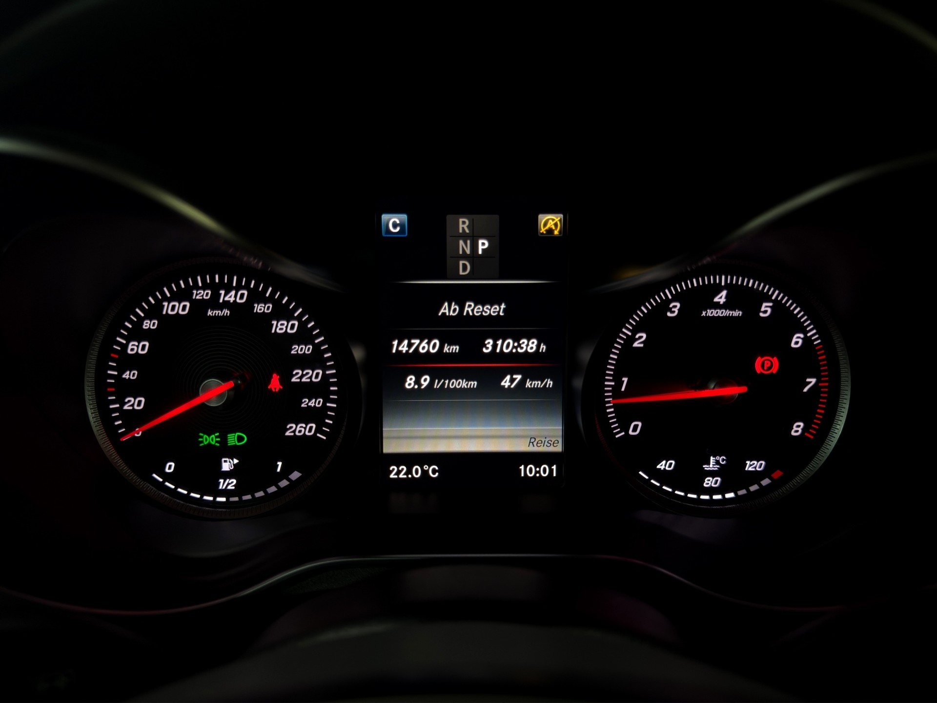 MERCEDES-BENZ GLC 250 4Matic 9G-Tronic-image-20
