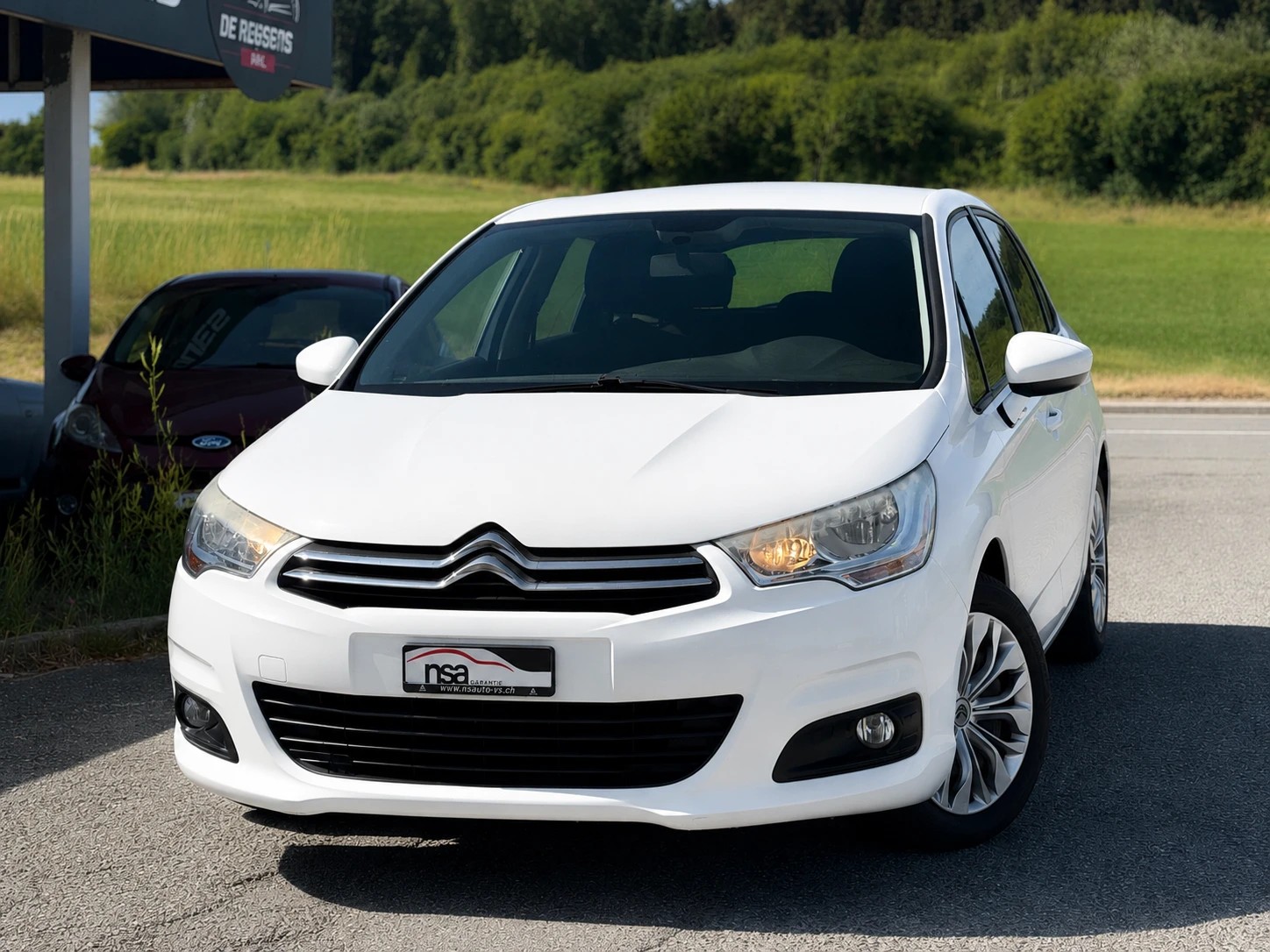 CITROEN C4 Berline 1.4 VTi Tonic-image-0