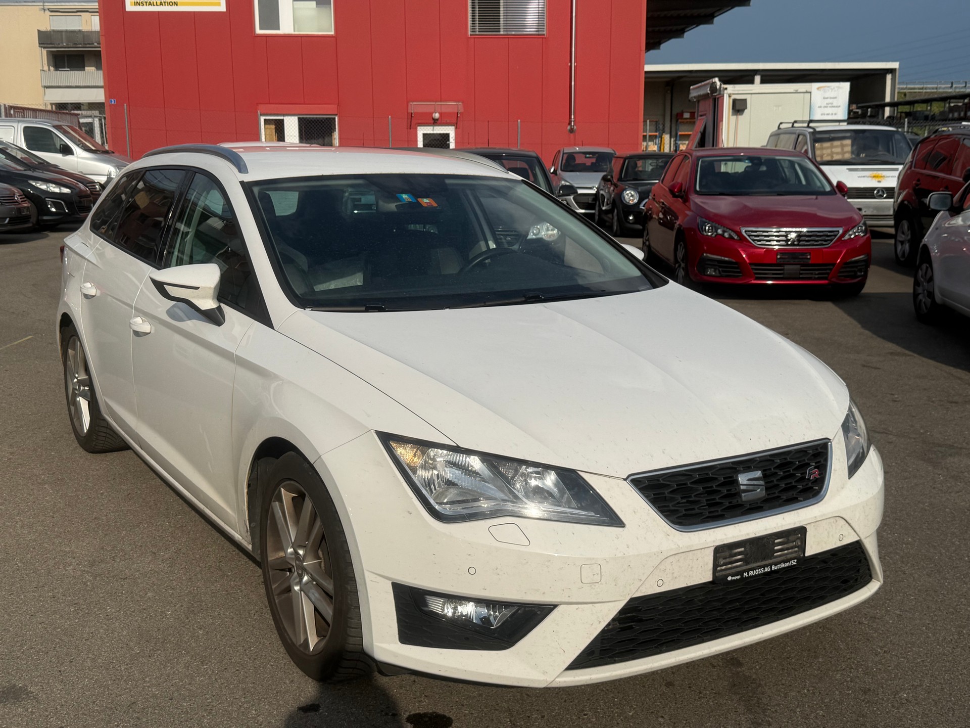 SEAT Leon ST 1.4 TSI FR-image-1