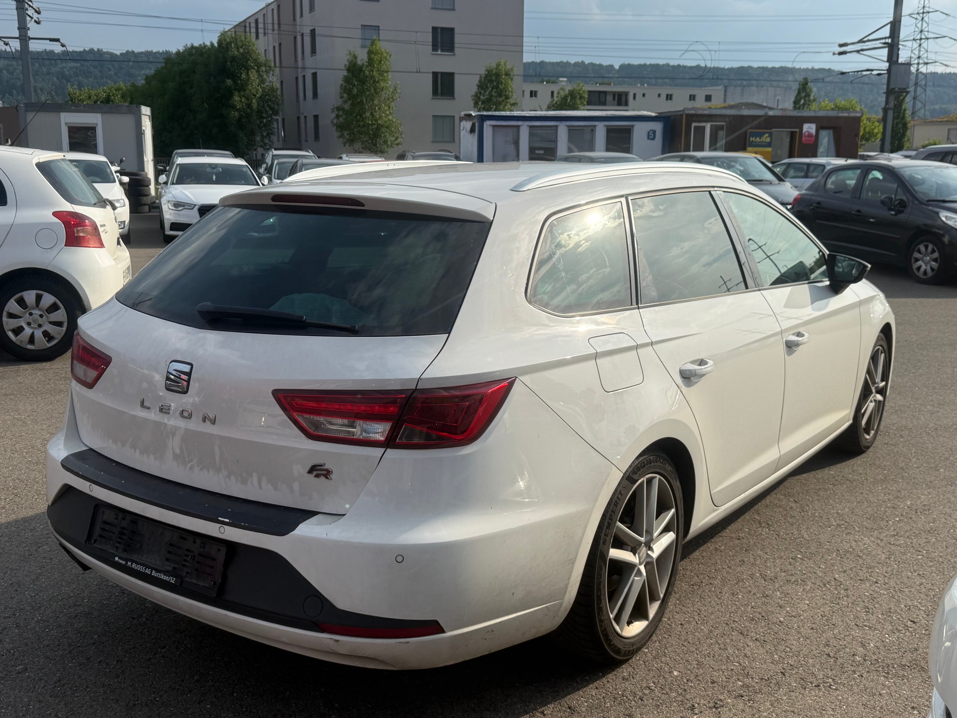 SEAT Leon ST 1.4 TSI FR-image-3