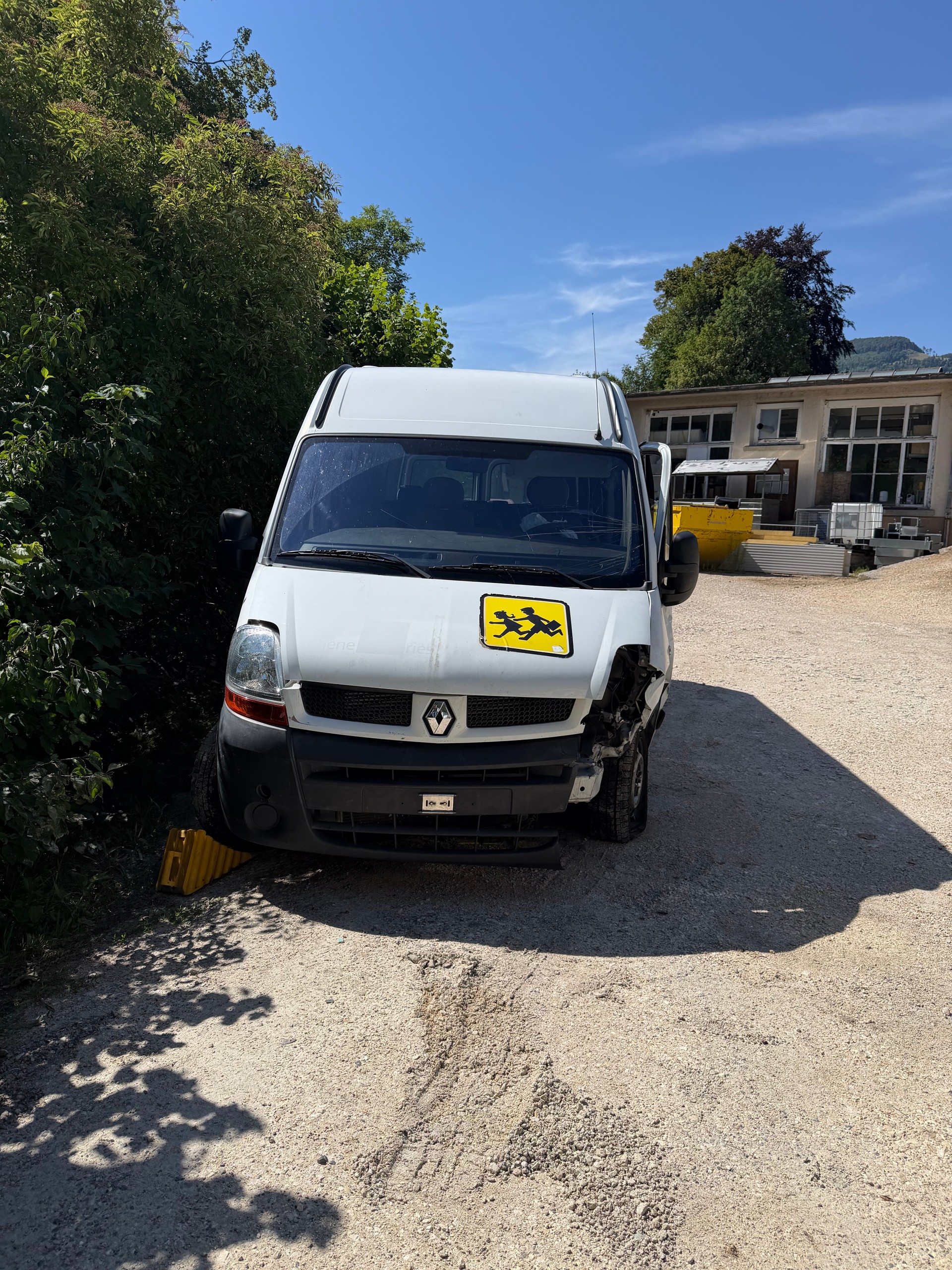 RENAULT T35 dCi120-image-0