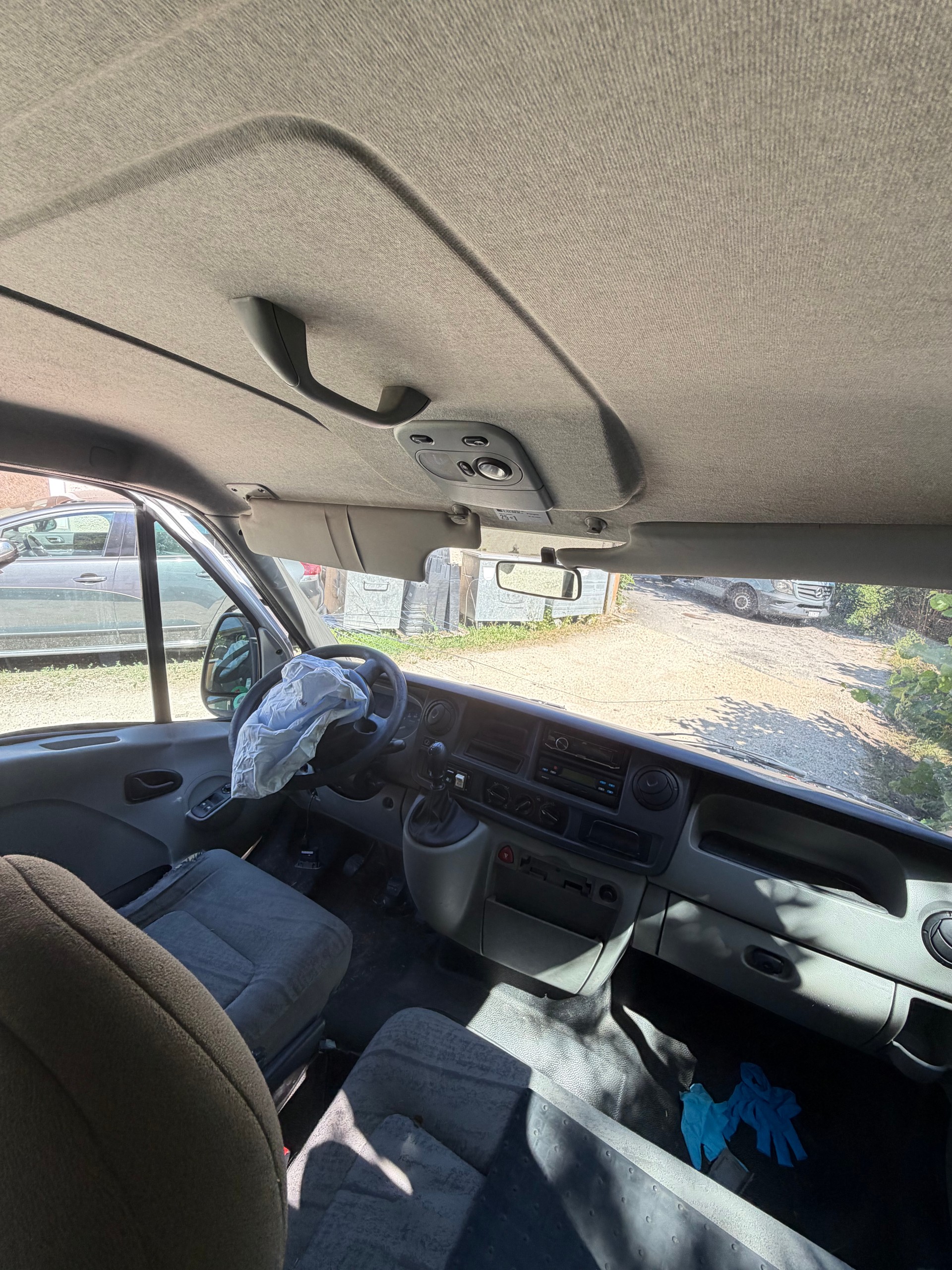 RENAULT T35 dCi120-image-3