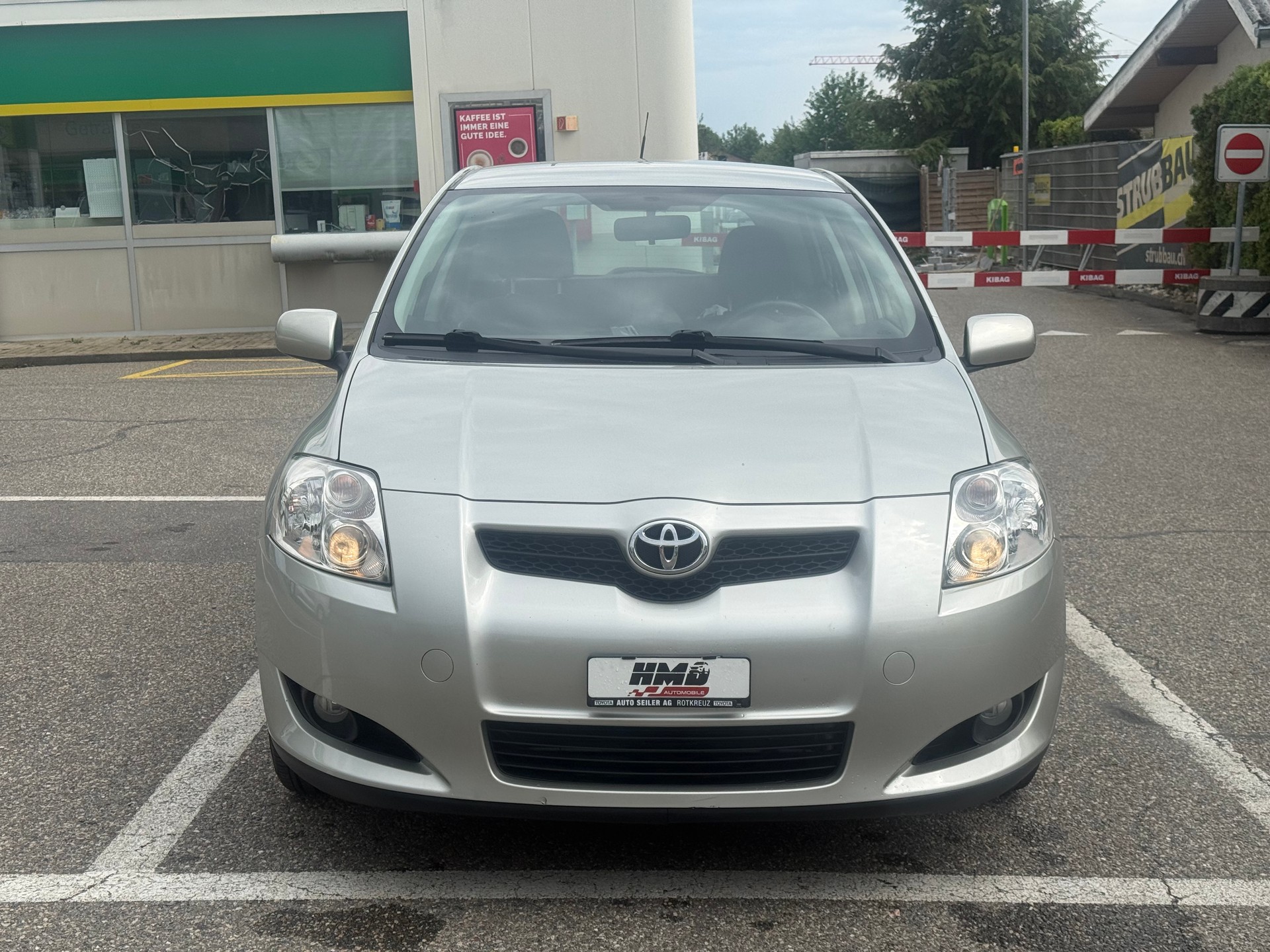 TOYOTA Auris 1.6 Linea Sol-image-1