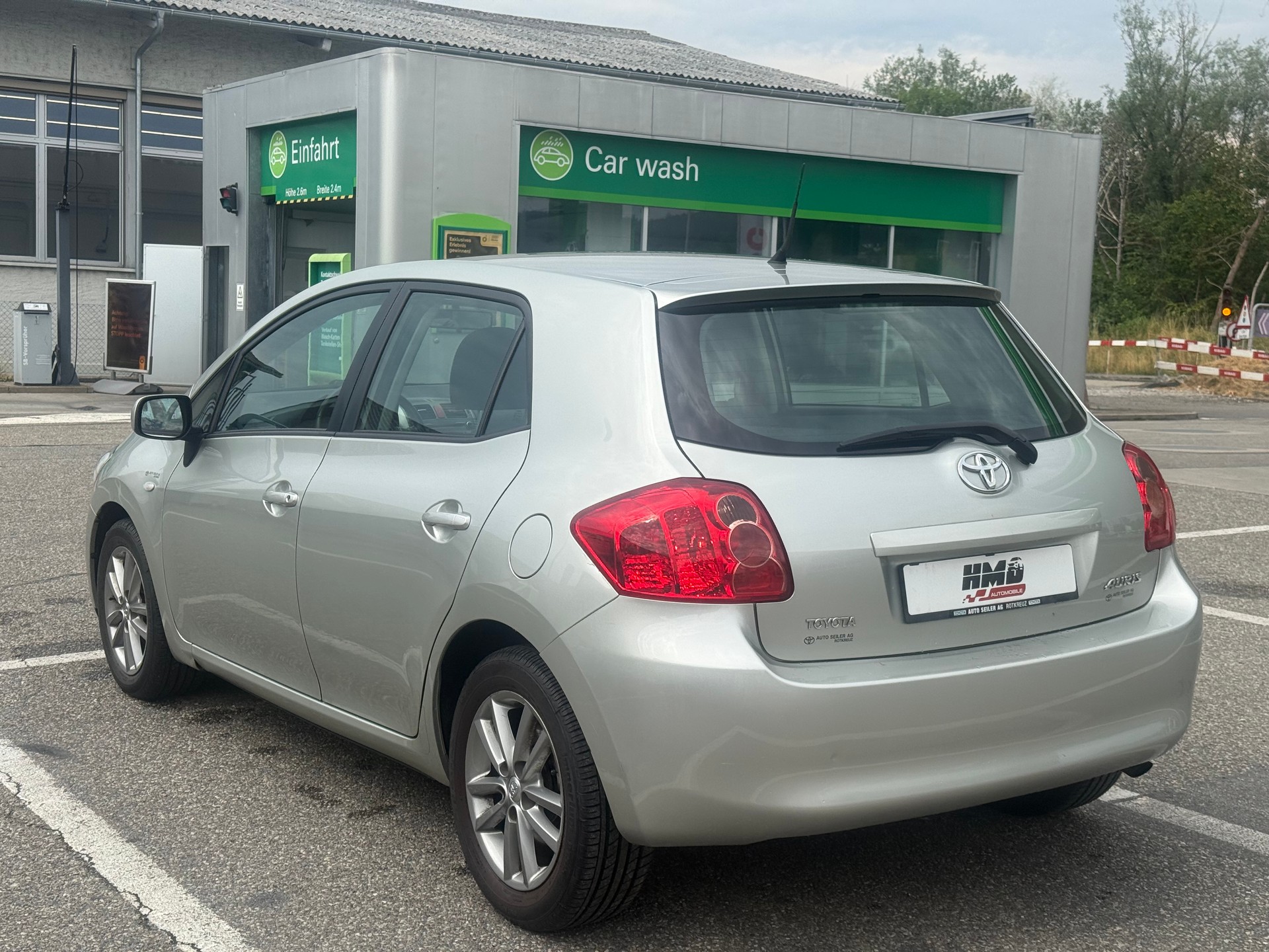 TOYOTA Auris 1.6 Linea Sol-image-3