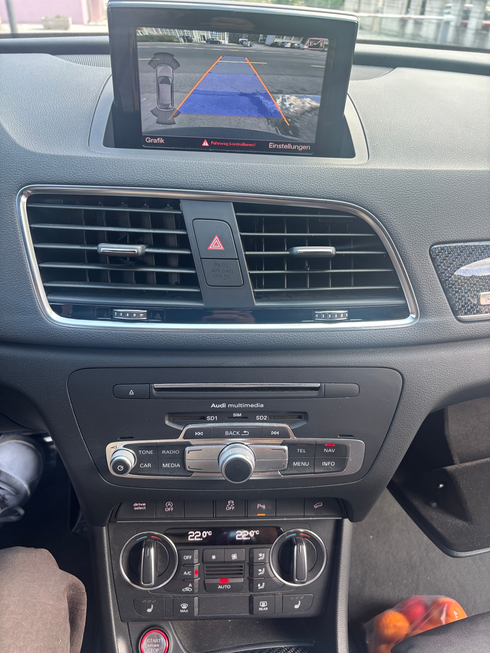 AUDI RS Q3 2.5 TFSI performance quattro S-tronic-image-9
