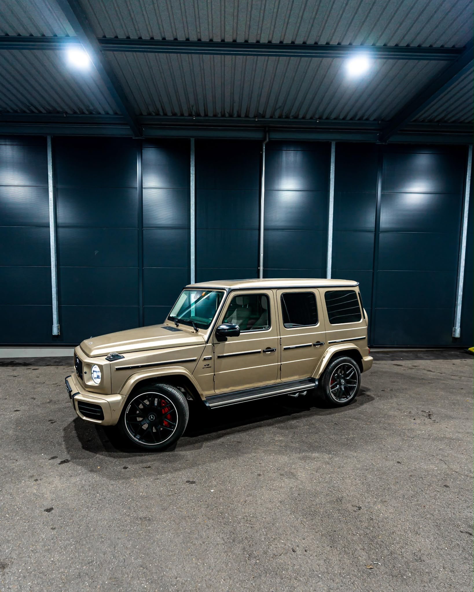 MERCEDES-BENZ G 63 AMG-image-2