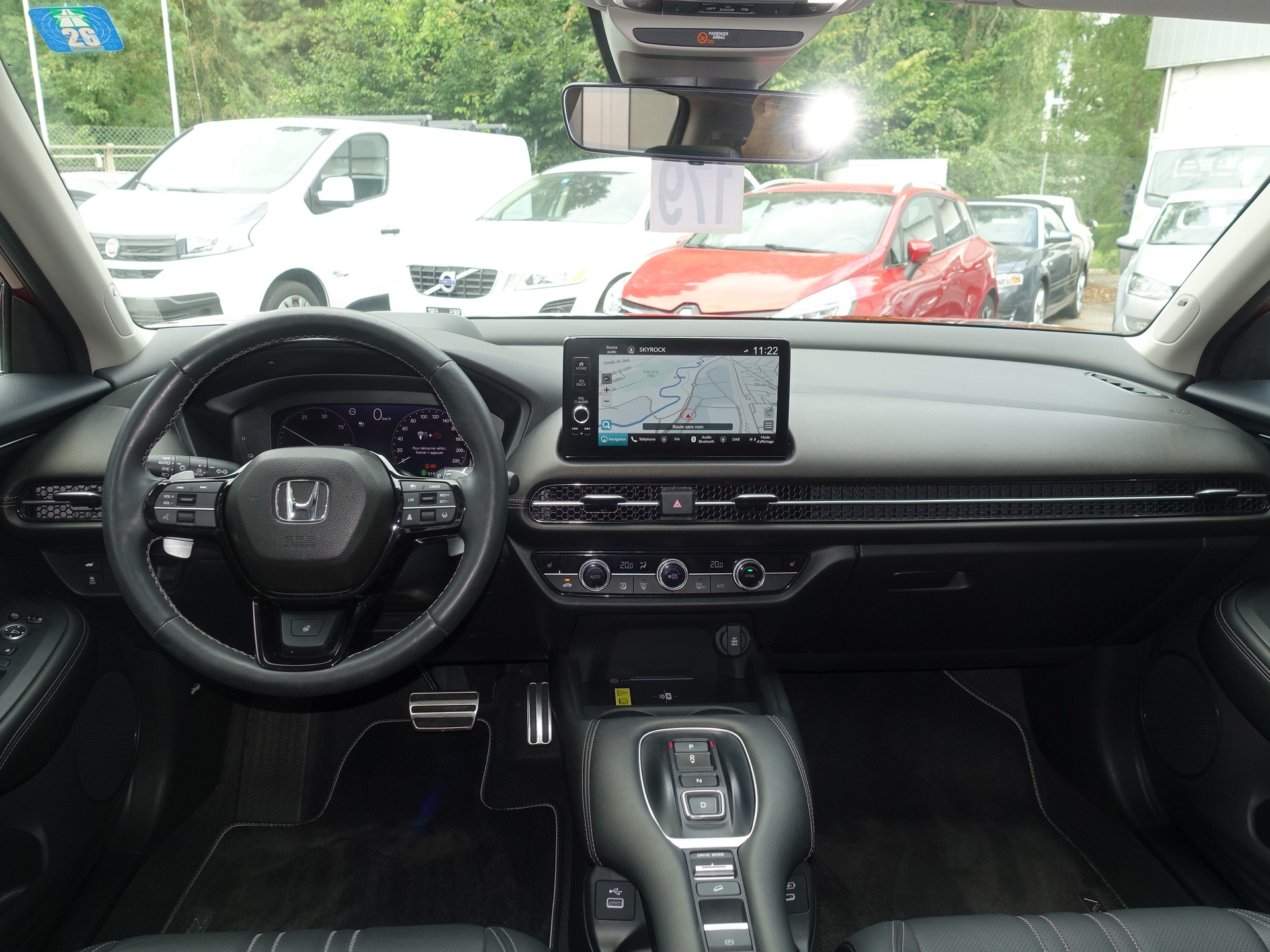 HONDA ZR-V 2.0i MMD Hybrid Advance Automatic-image-12
