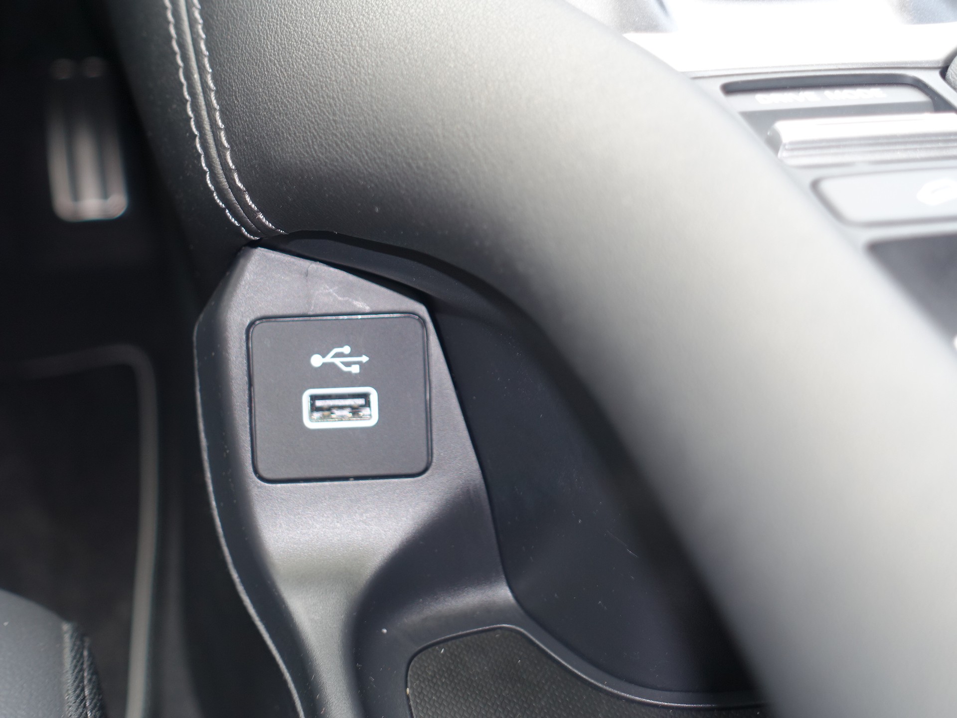 HONDA ZR-V 2.0i MMD Hybrid Advance Automatic-image-18