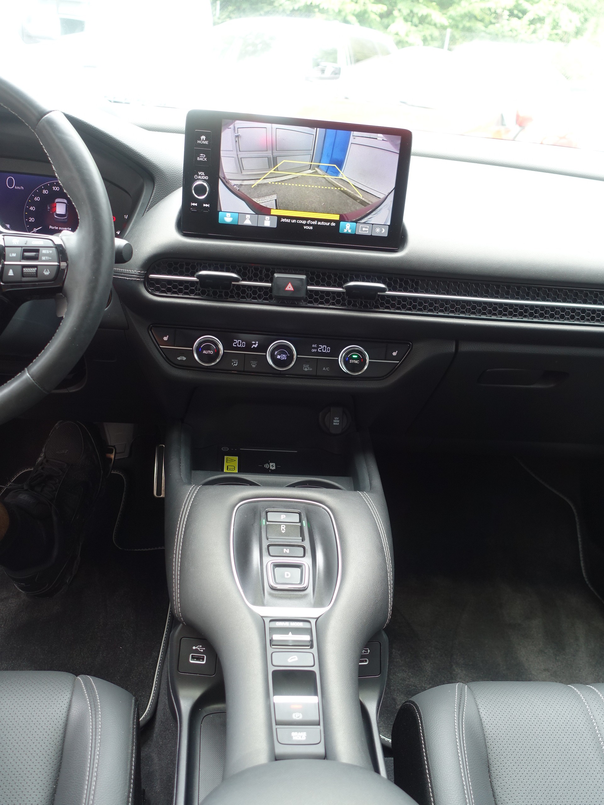 HONDA ZR-V 2.0i MMD Hybrid Advance Automatic-image-11