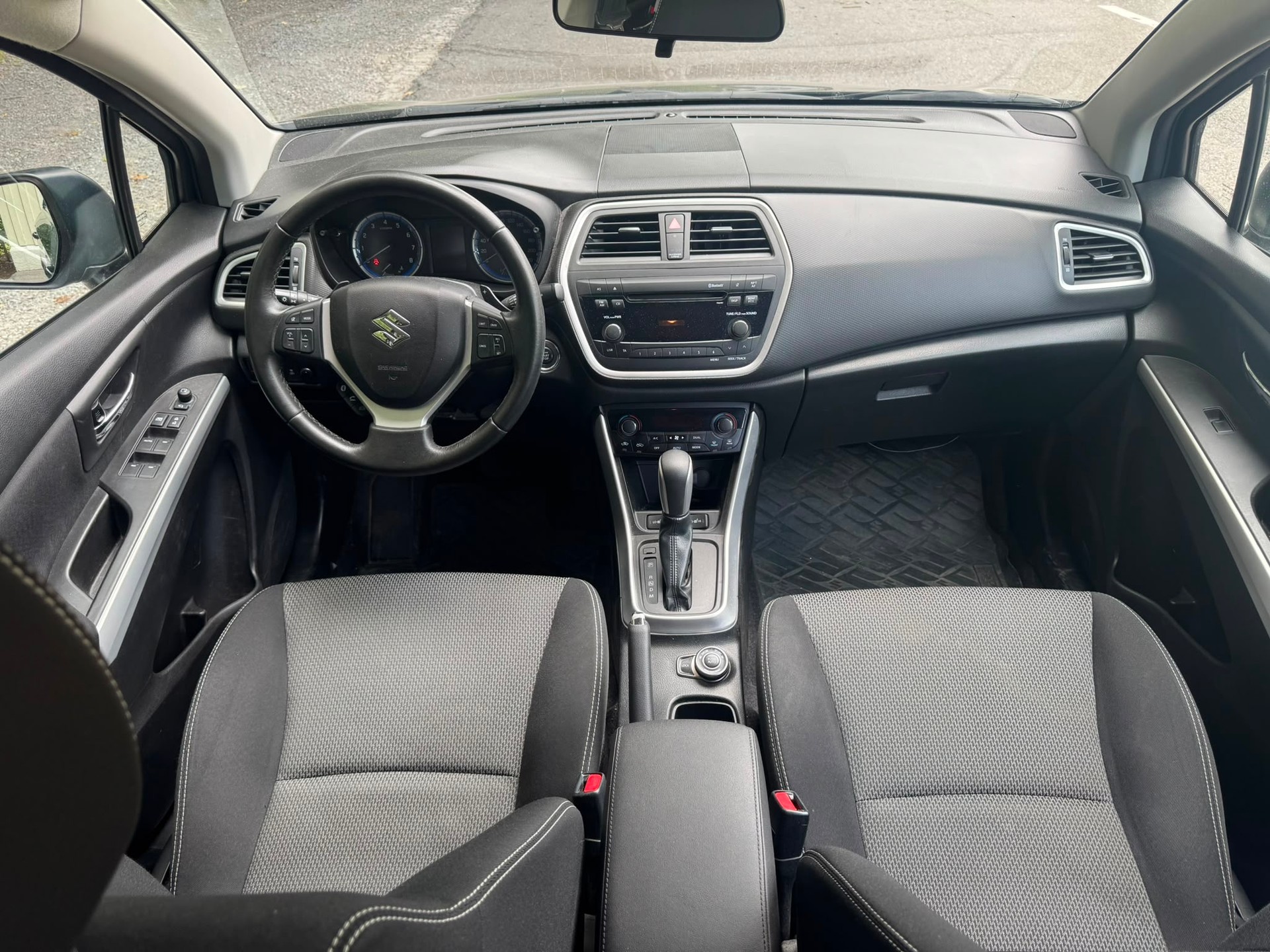SUZUKI SX4 S-Cross 1.6 16V Compact+ 4WD CVT7-image-11