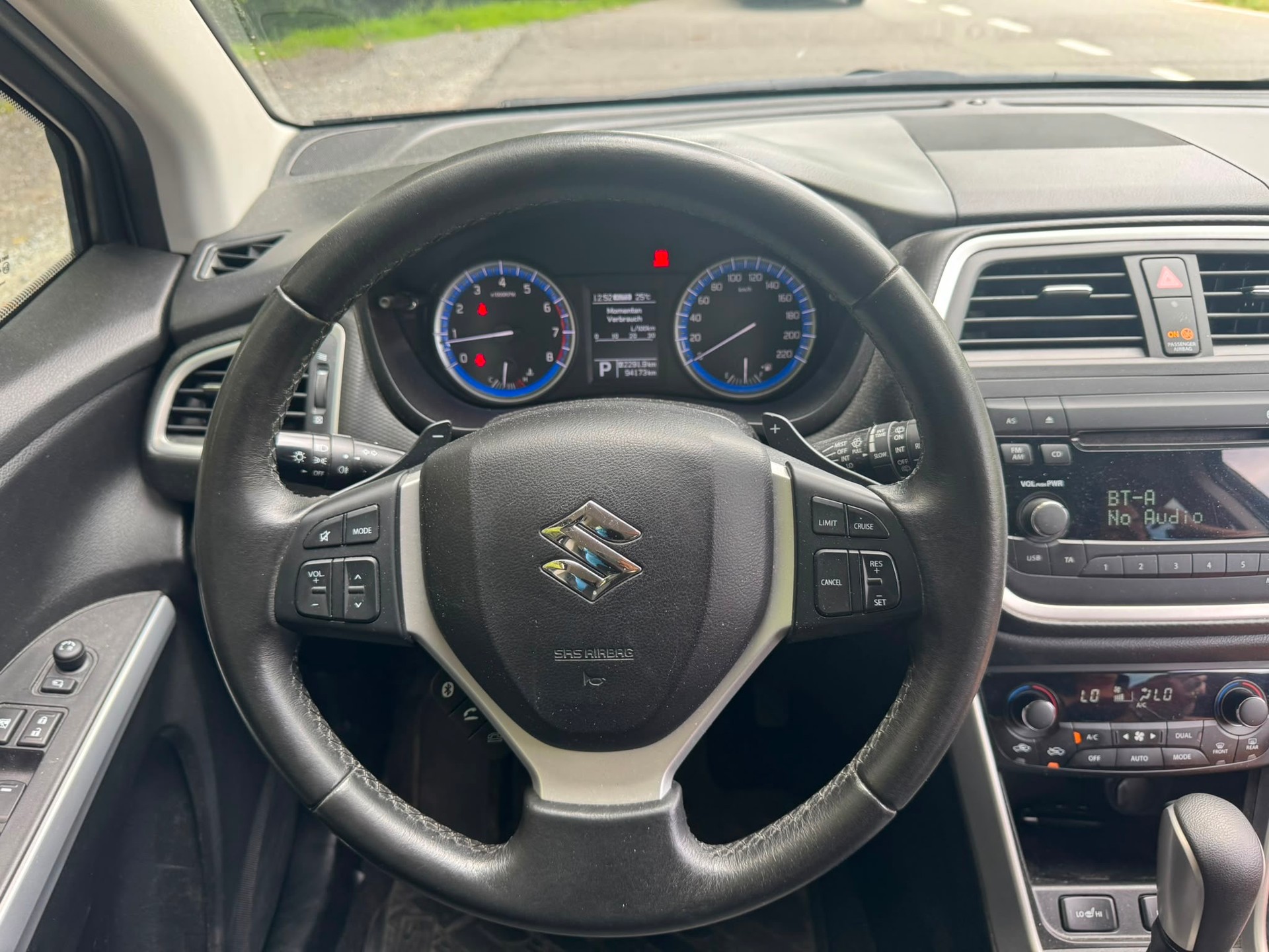 SUZUKI SX4 S-Cross 1.6 16V Compact+ 4WD CVT7-image-8