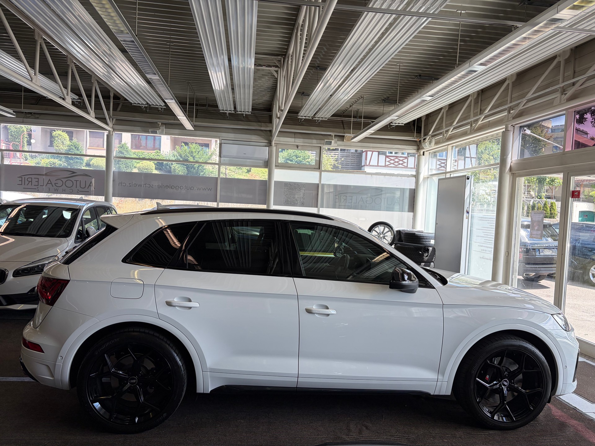 AUDI SQ5 TDI quattro | CH Fzg. | Gratis Service | 21" | Matrix LED | MMI Navi Plus Touch | Head Up | AHK |-image-28