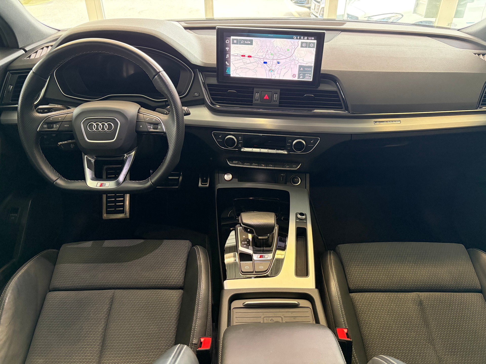 AUDI SQ5 TDI quattro | CH Fzg. | Gratis Service | 21" | Matrix LED | MMI Navi Plus Touch | Head Up | AHK |-image-13