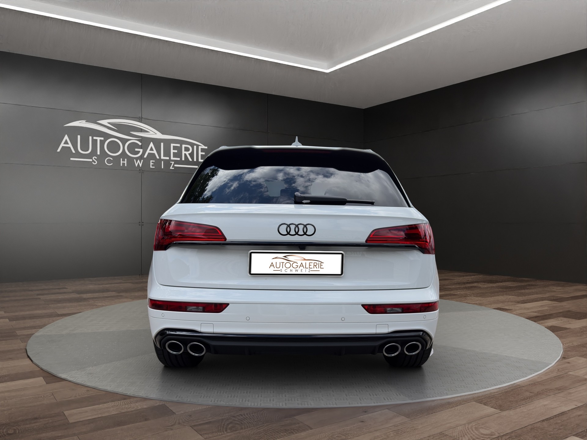 AUDI SQ5 TDI quattro | CH Fzg. | Gratis Service | 21" | Matrix LED | MMI Navi Plus Touch | Head Up | AHK |-showroom-element-3