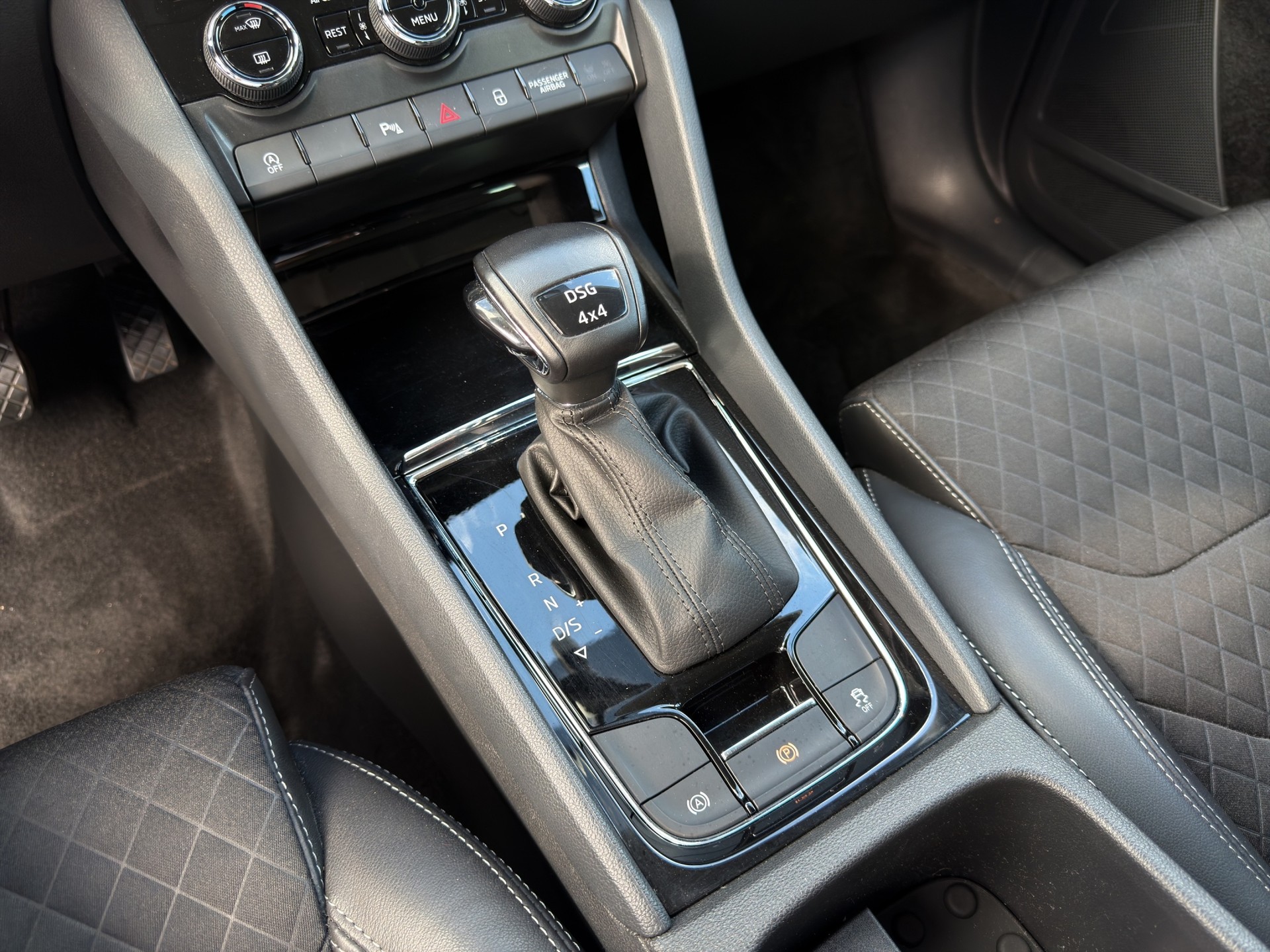 SKODA Kodiaq 2.0 TSI 4x4 Style-image-20