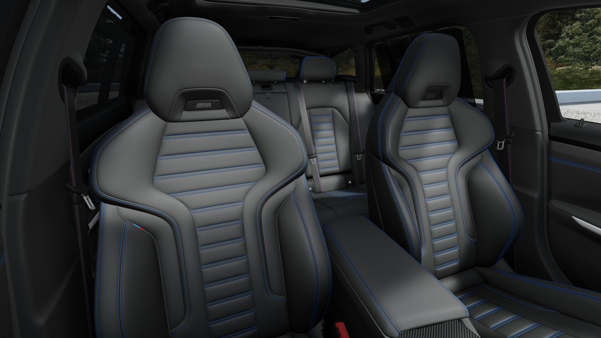 BMW M340i xDrive Touring-showroom-element-3