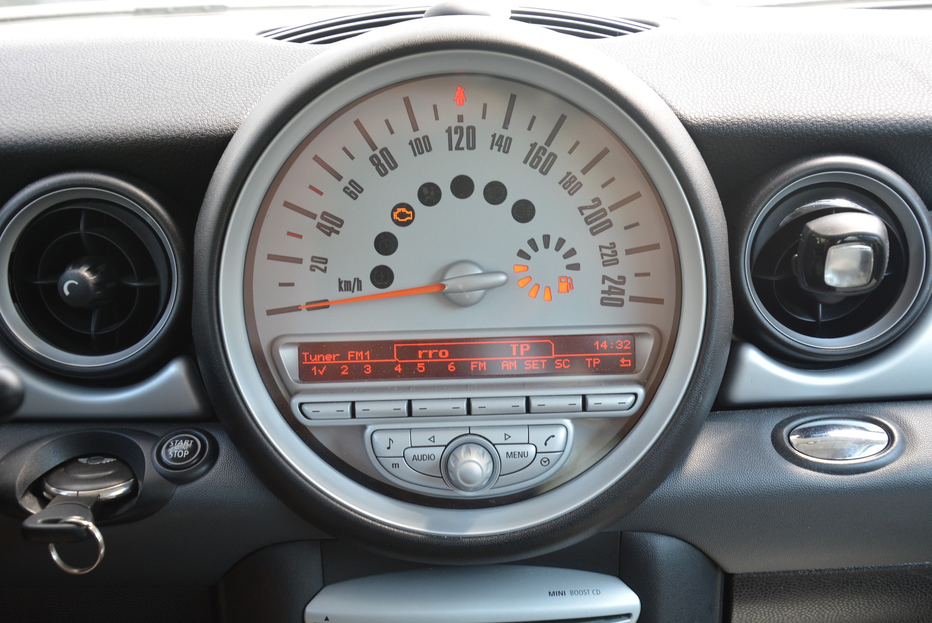 MINI Cooper-image-7