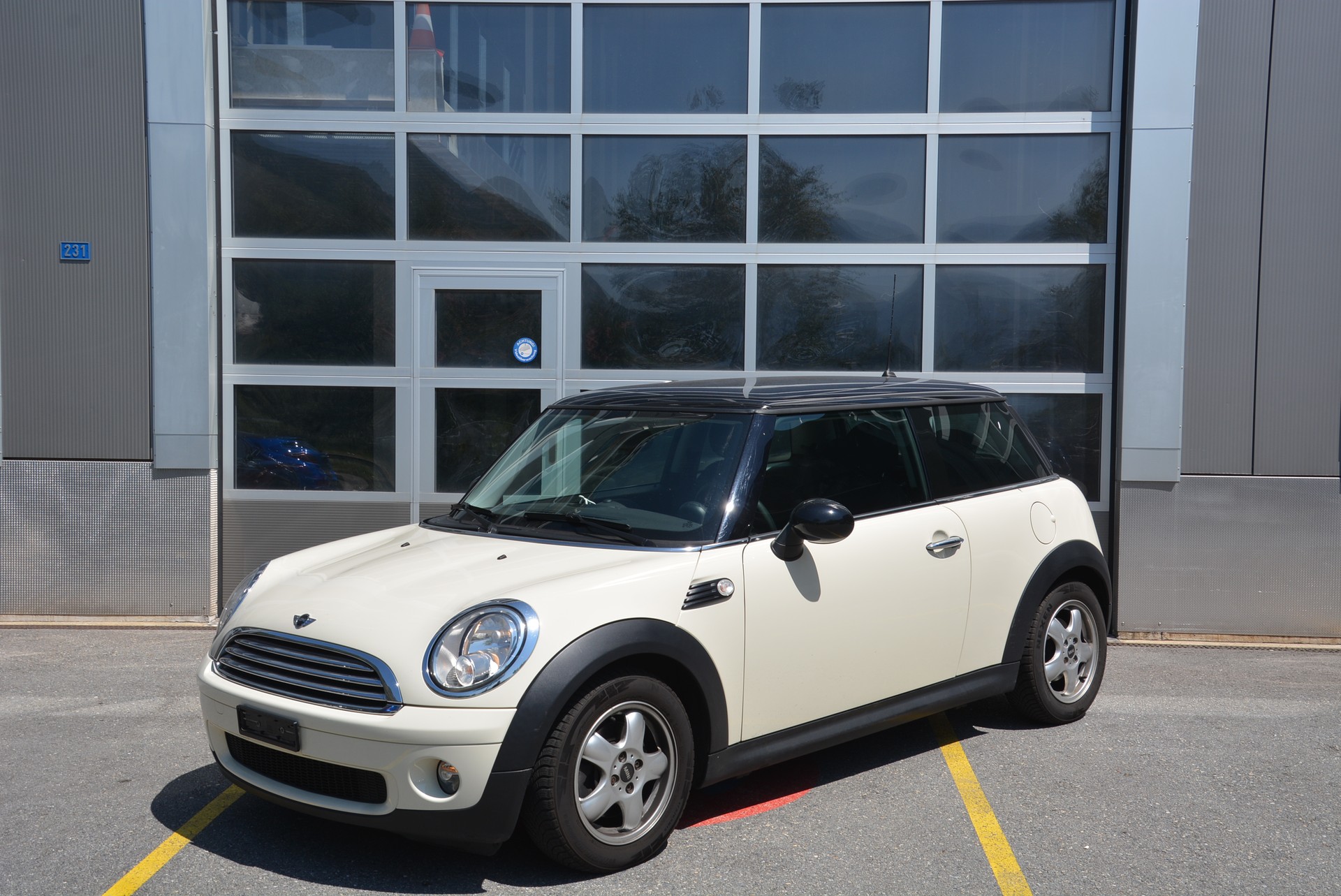 MINI Cooper-image-0