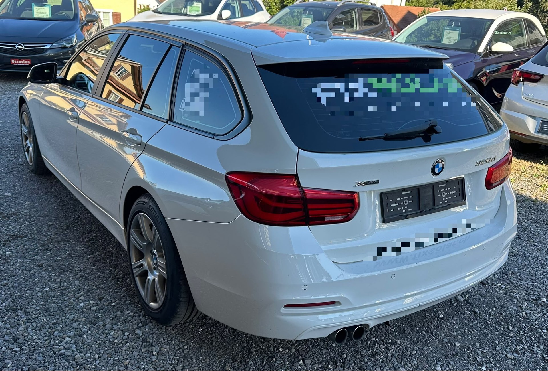 BMW 320d xDrive Touring Sport Line Steptronic-image-1