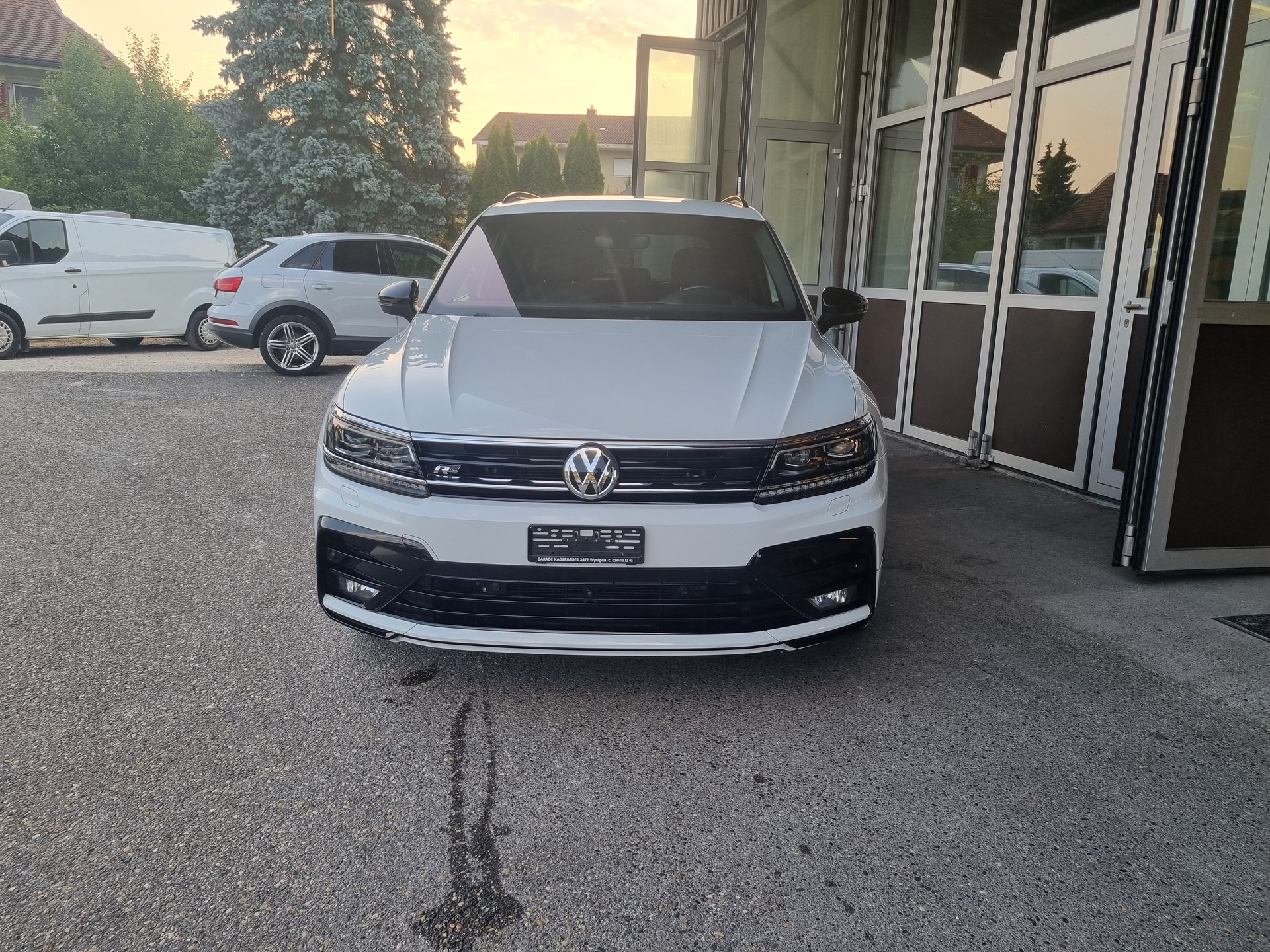 VW Tiguan 2.0 TDI SCR Highline 4Motion DSG-image-0
