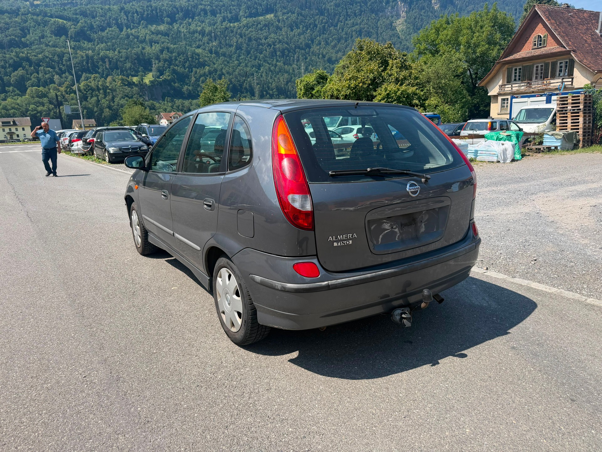 NISSAN Almera Tino 1.8 16V visia-image-2