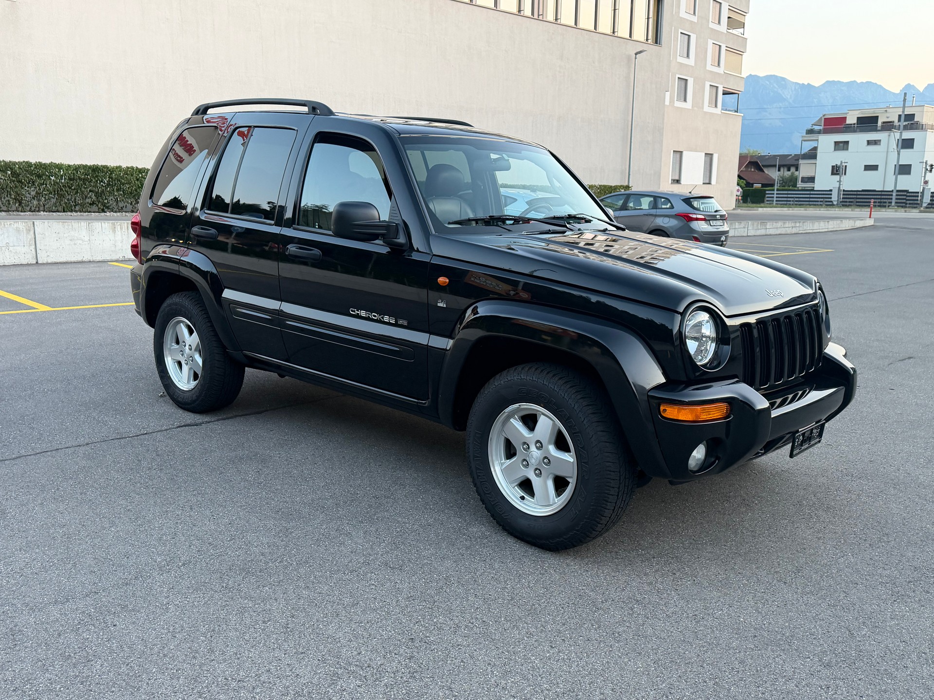 JEEP Cherokee 3.7 V6 Limited-image-6
