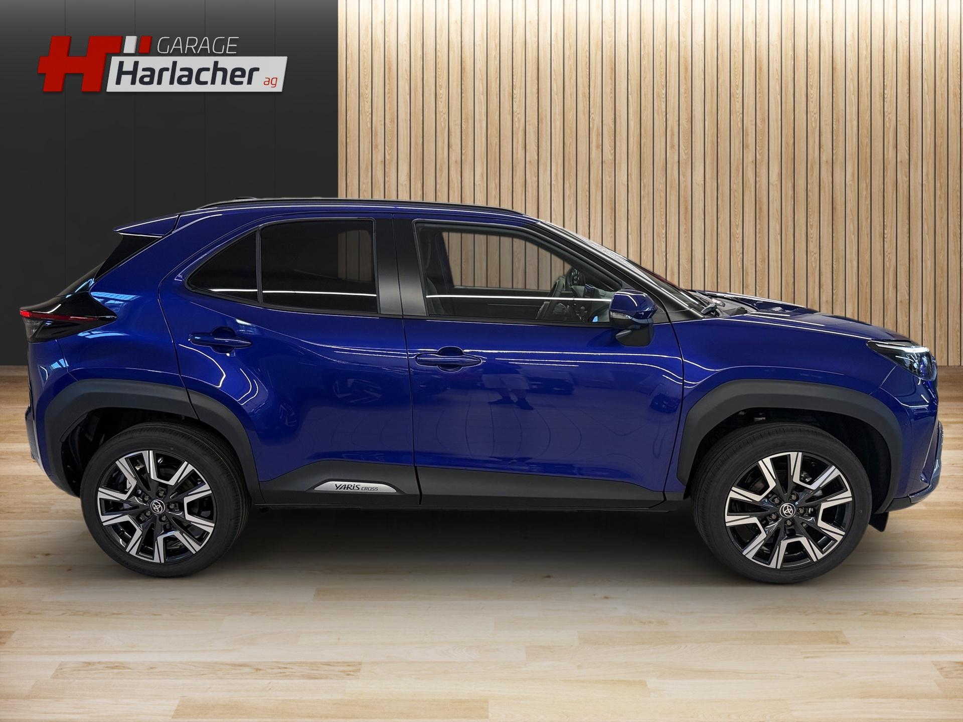 TOYOTA Yaris Cross 1.5 Premium AWDi e-CVT-image-3