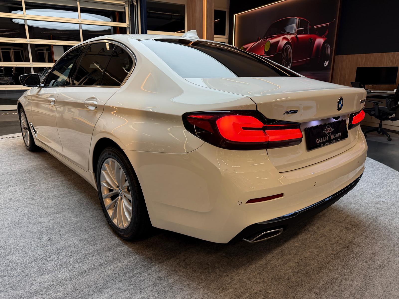BMW 520d xDrive-image-4
