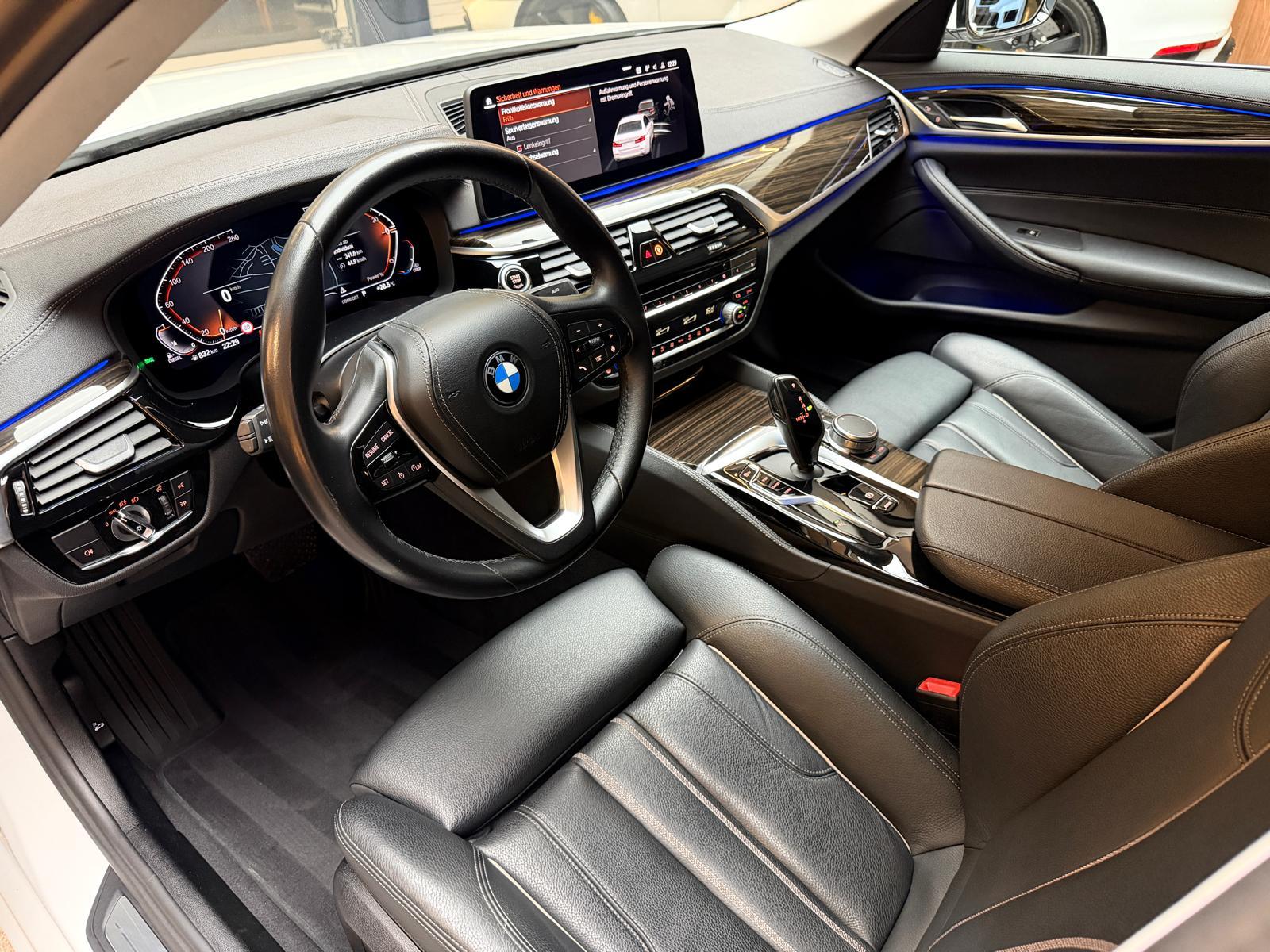 BMW 520d xDrive-image-13